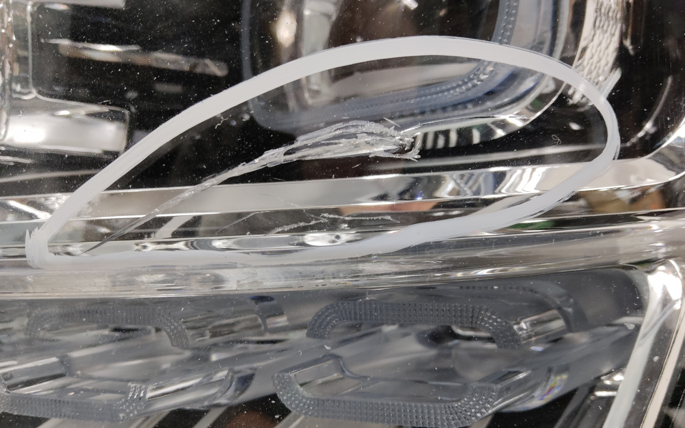 Фара передняя левая Tank 500 LED