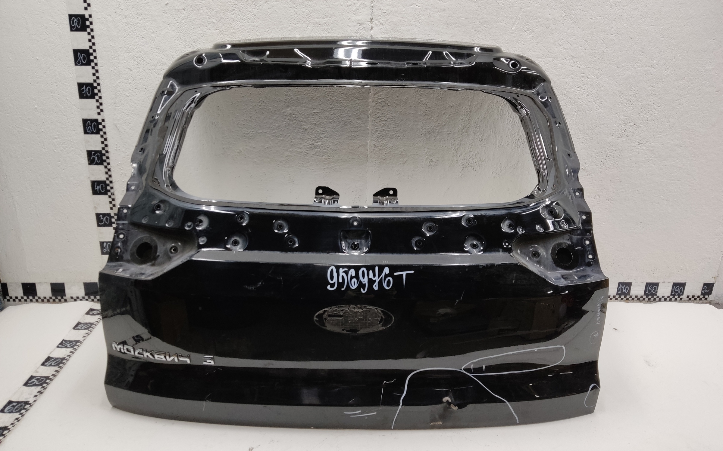 Крышка багажника Москвич 3