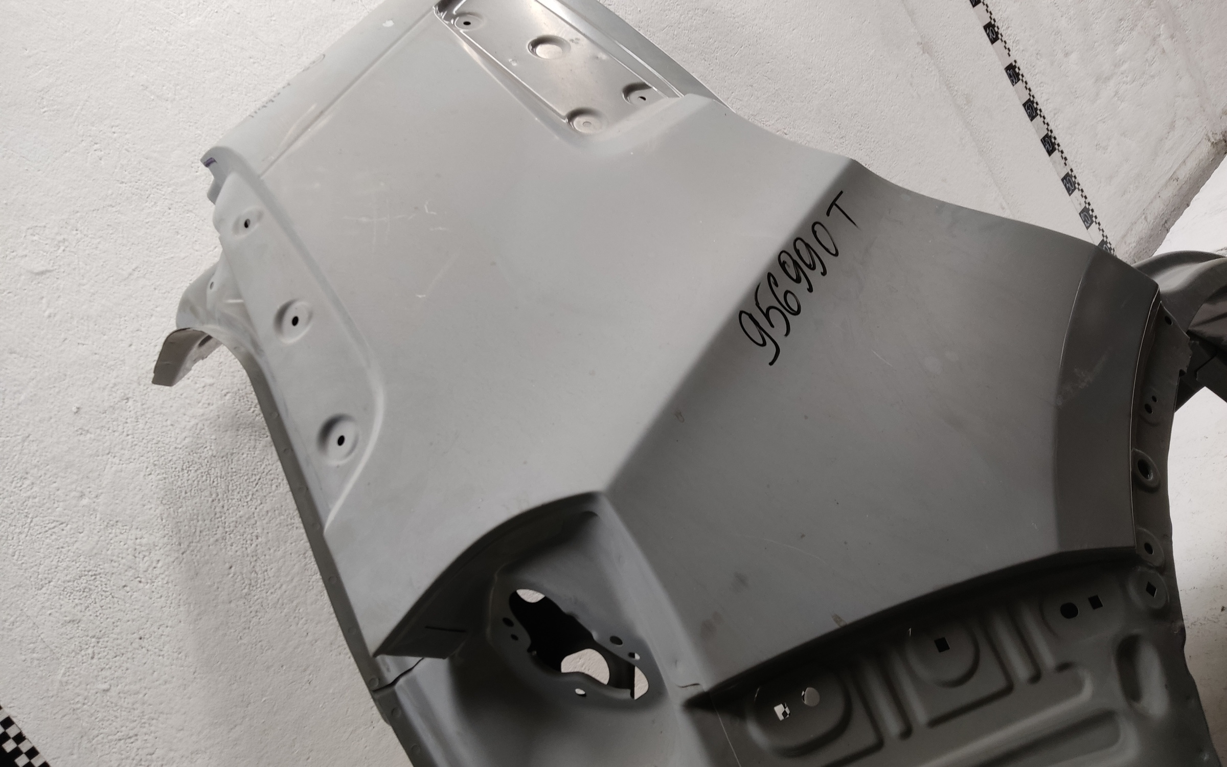 Боковая панель кузова правая Chery Tiggo 4