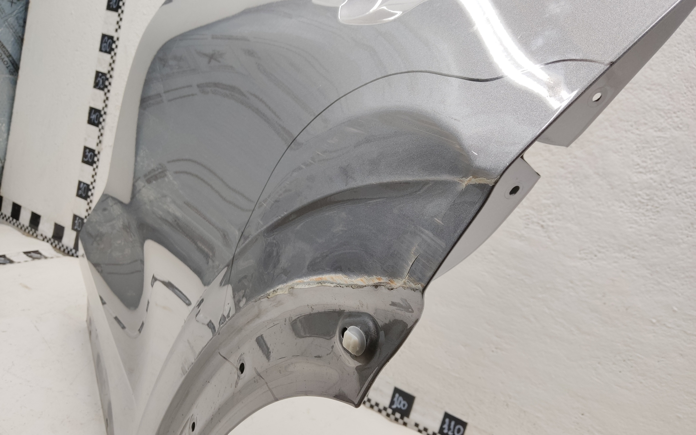 Дверь задняя левая Geely Monjaro