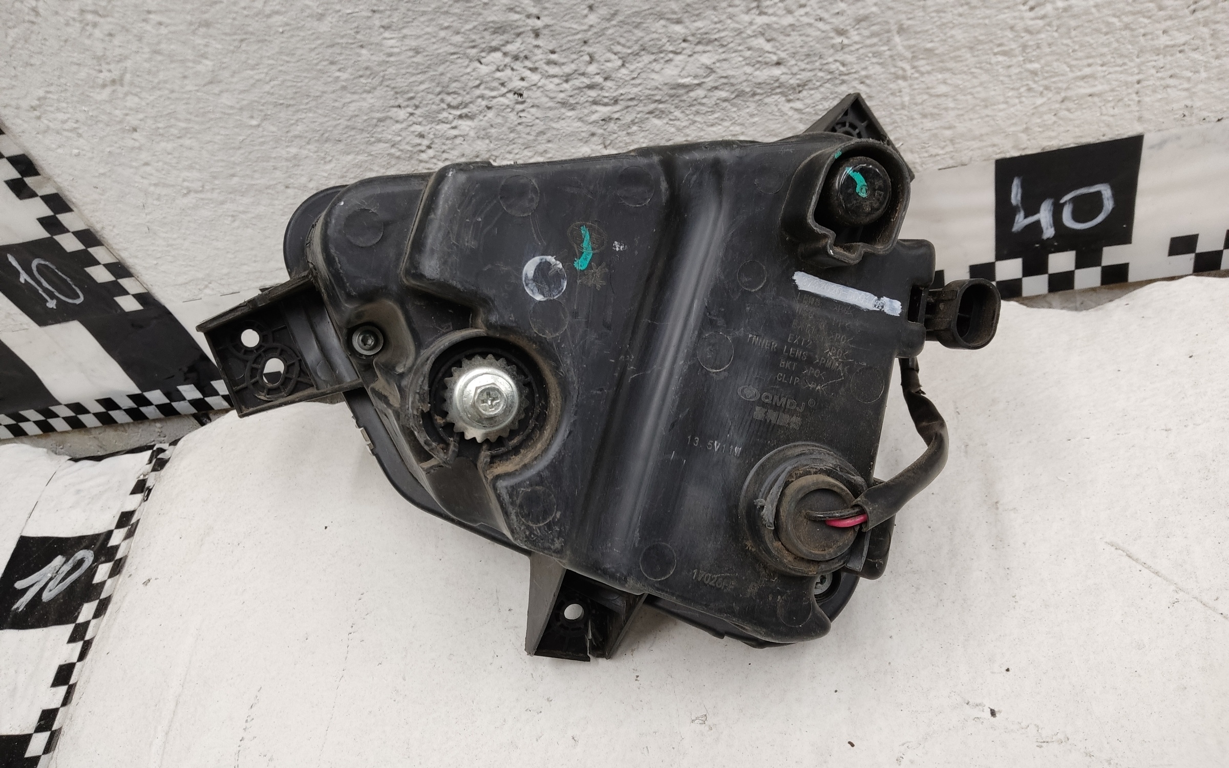 Фара ПТФ передняя правая Hongqi HS5 LED