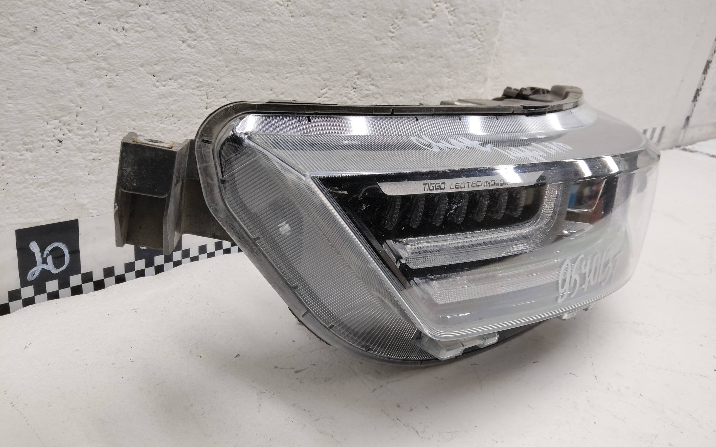 Фара передняя левая Chery Tiggo 8 Pro LED 10 контактов