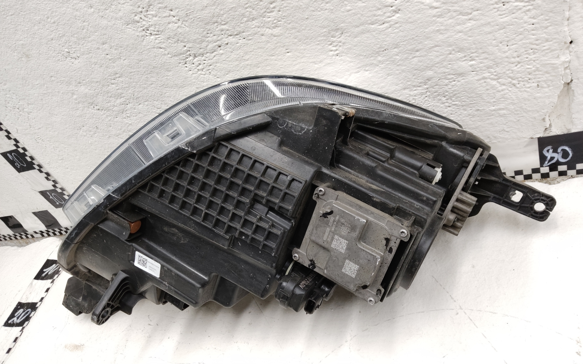 Фара передняя левая Chery Tiggo 8 Pro LED 10 контактов