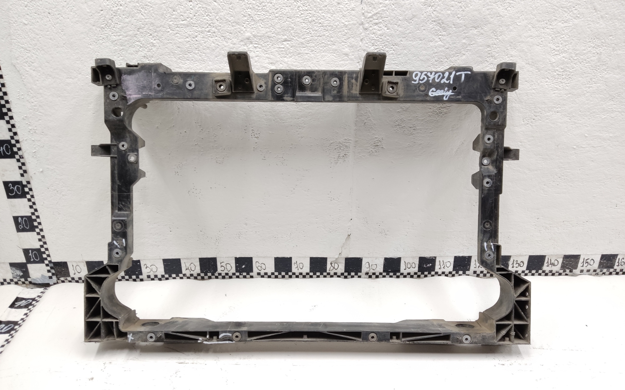 Панель передняя Geely Coolray