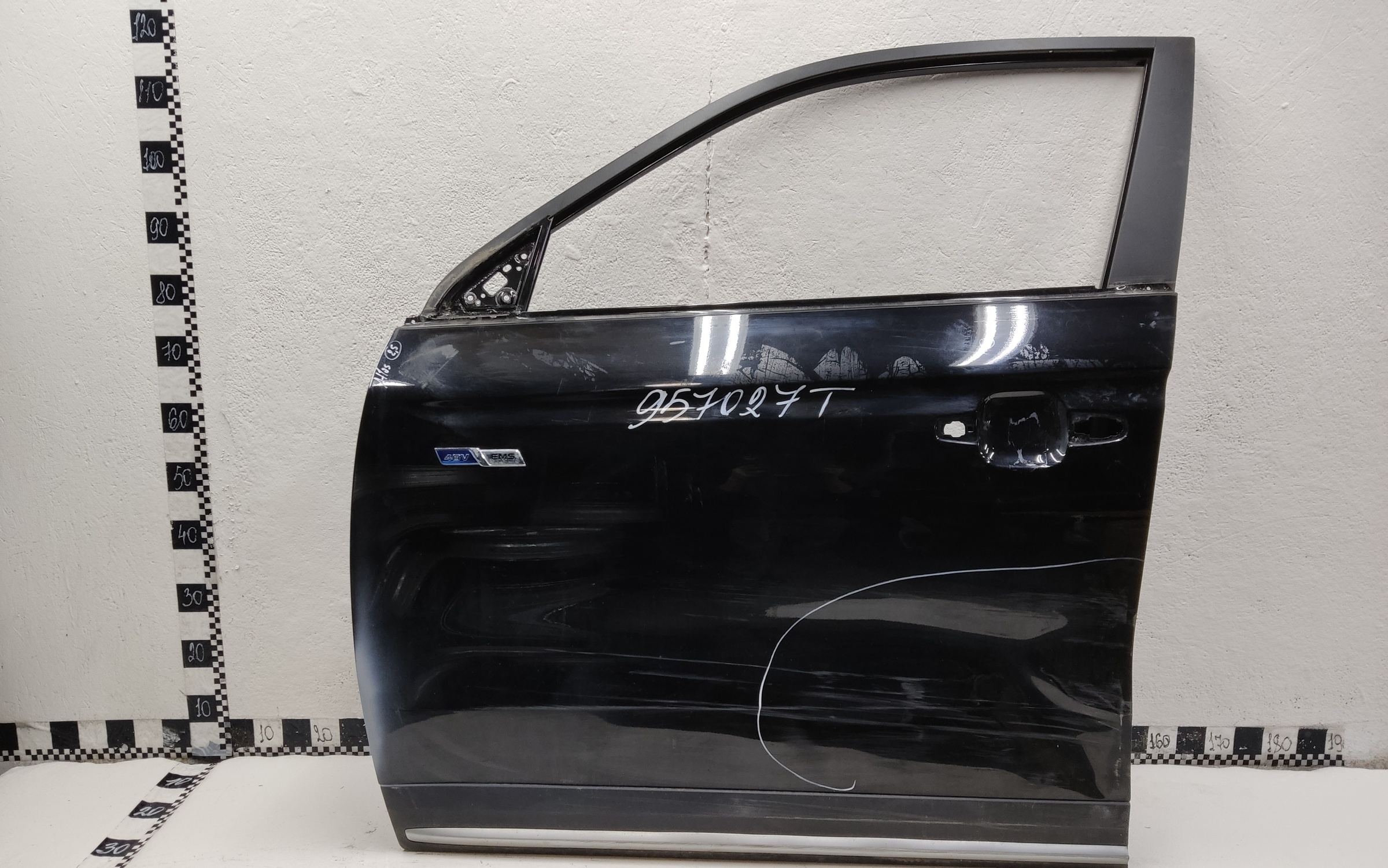 Дверь передняя левая Geely Atlas Pro