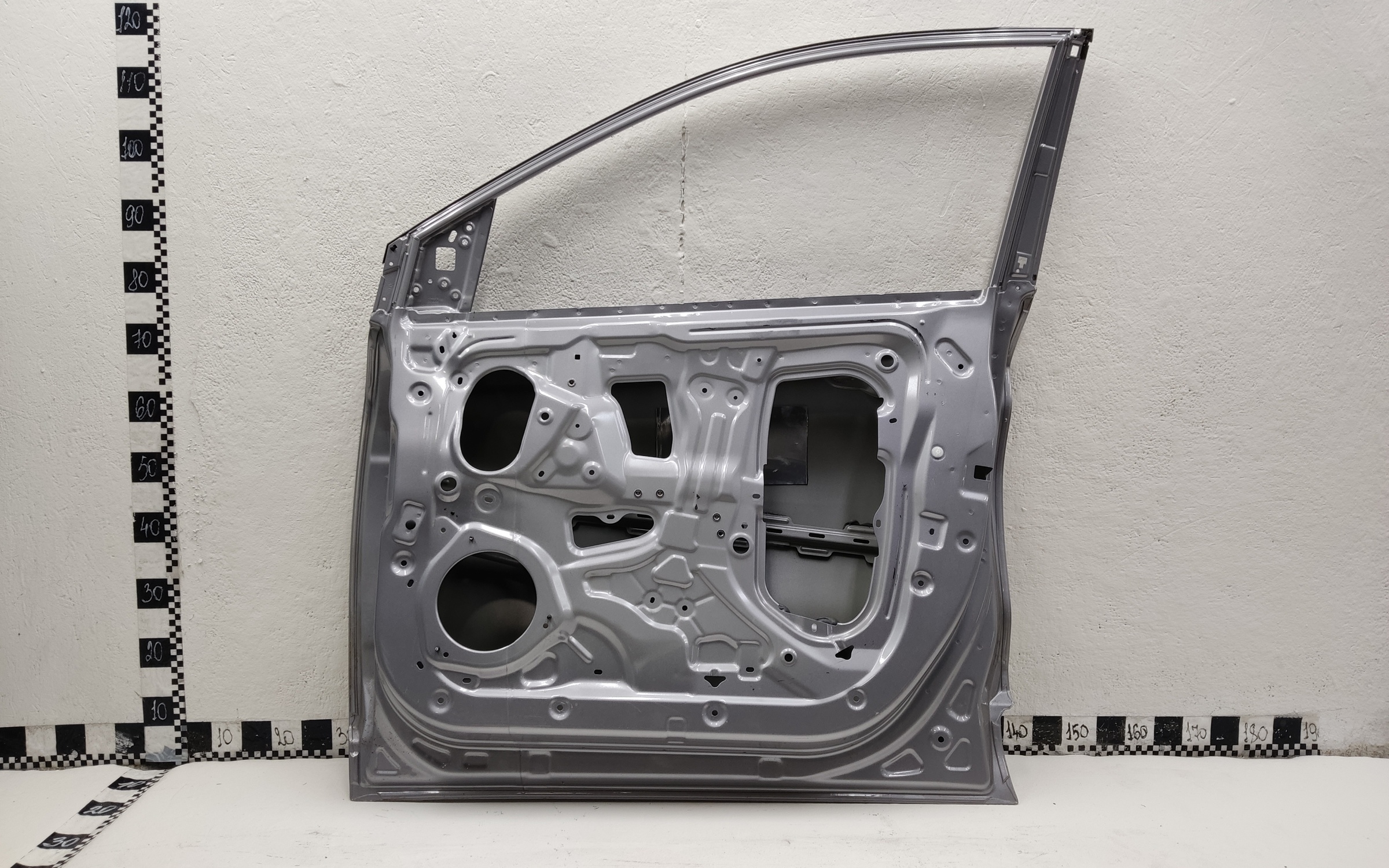 Дверь передняя правая Geely Coolray