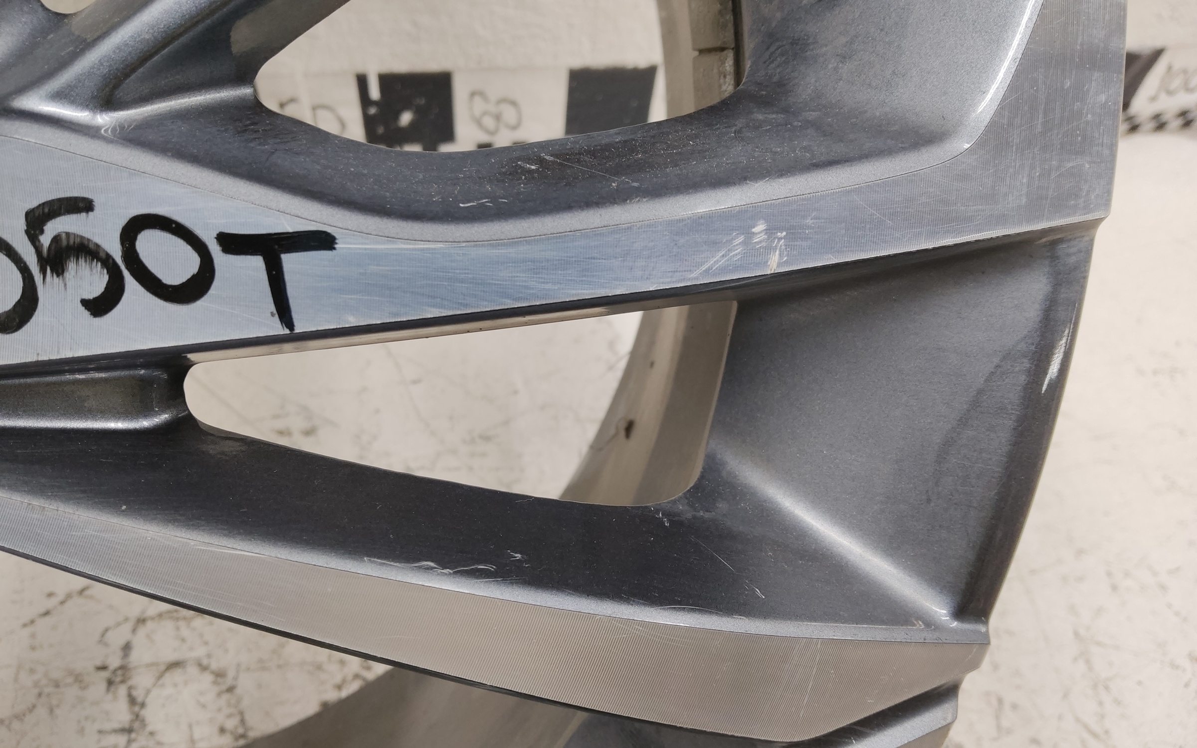 Диск колеса литой Geely Coolray R18