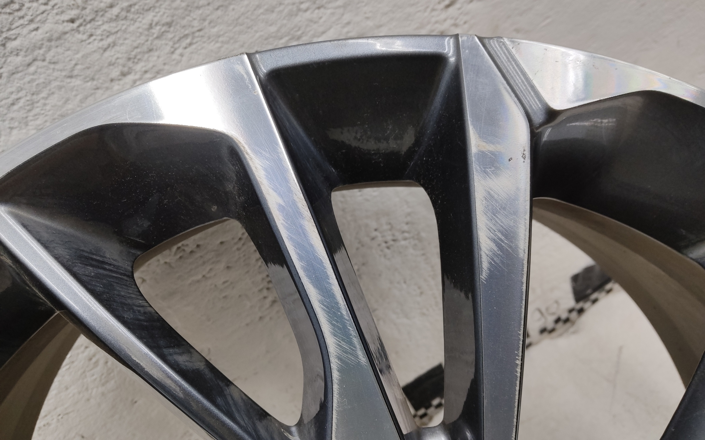 Диск колеса литой Geely Coolray R18