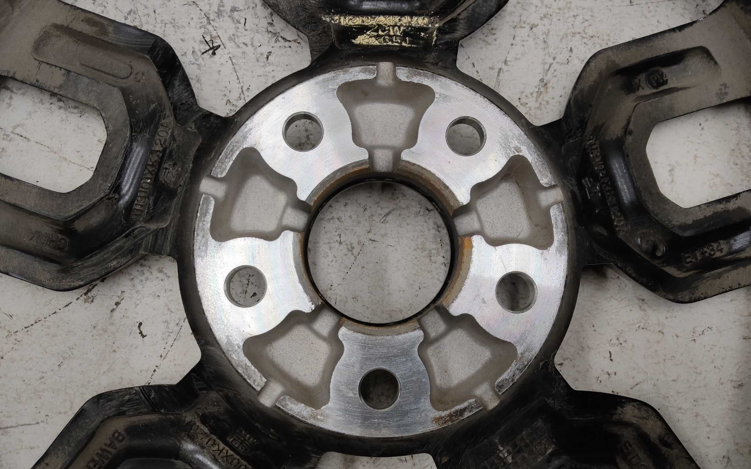 Диск колеса литой Haval H3 R18