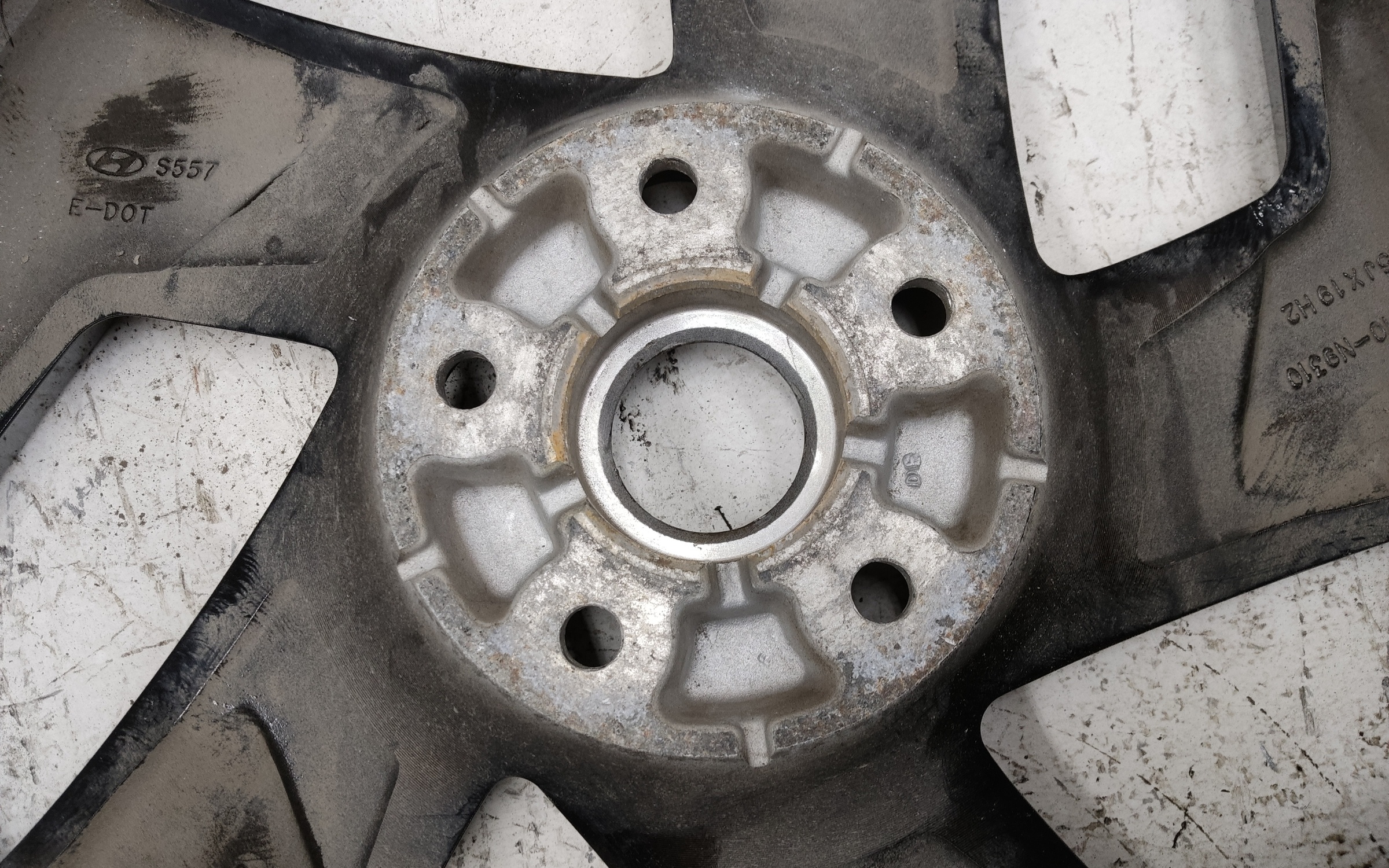 Диск колеса литой Hyundai Tucson 4 R19