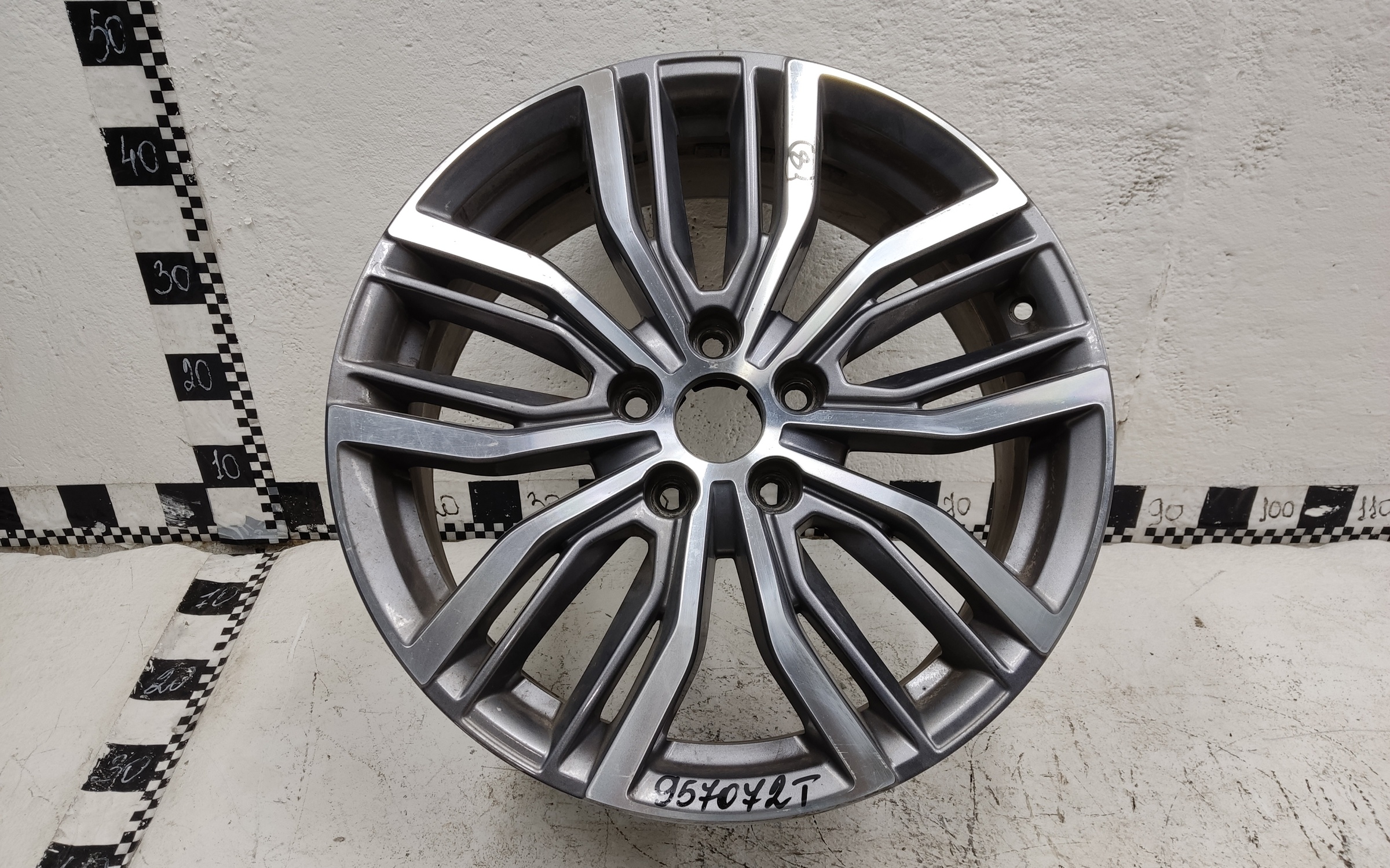 Диск колеса литой Geely Atlas Pro R18