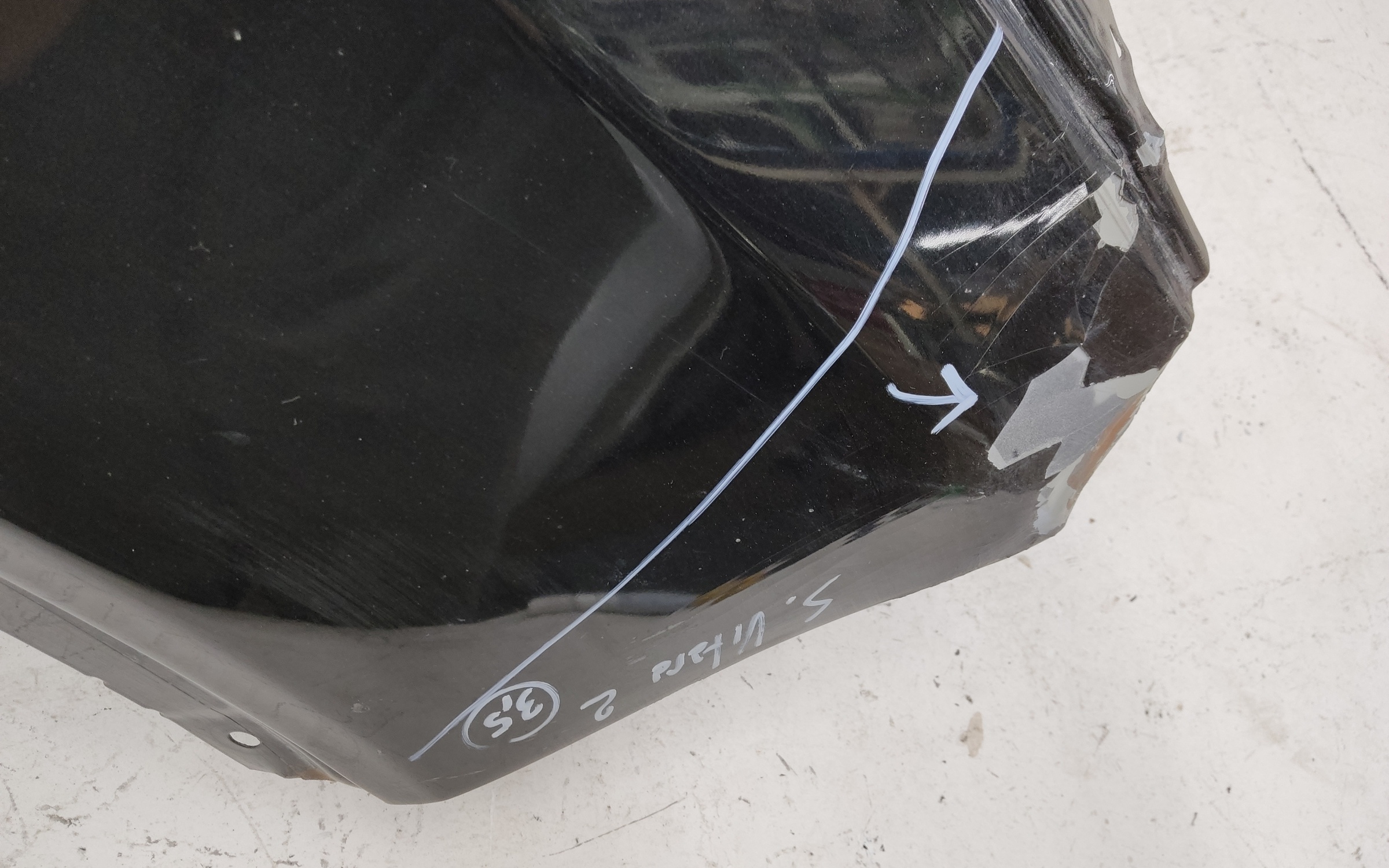 Крыло переднее правое Suzuki Vitara 2 под повторитель