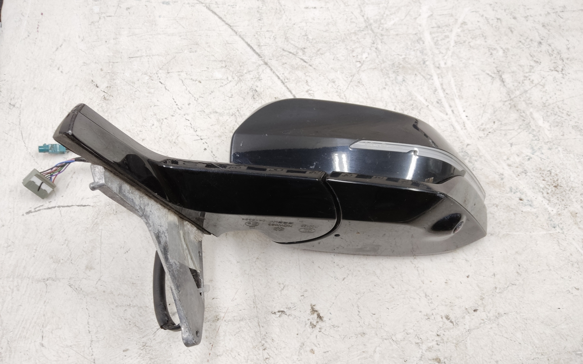 Зеркало левое Geely Atlas 2 8+1 контактов