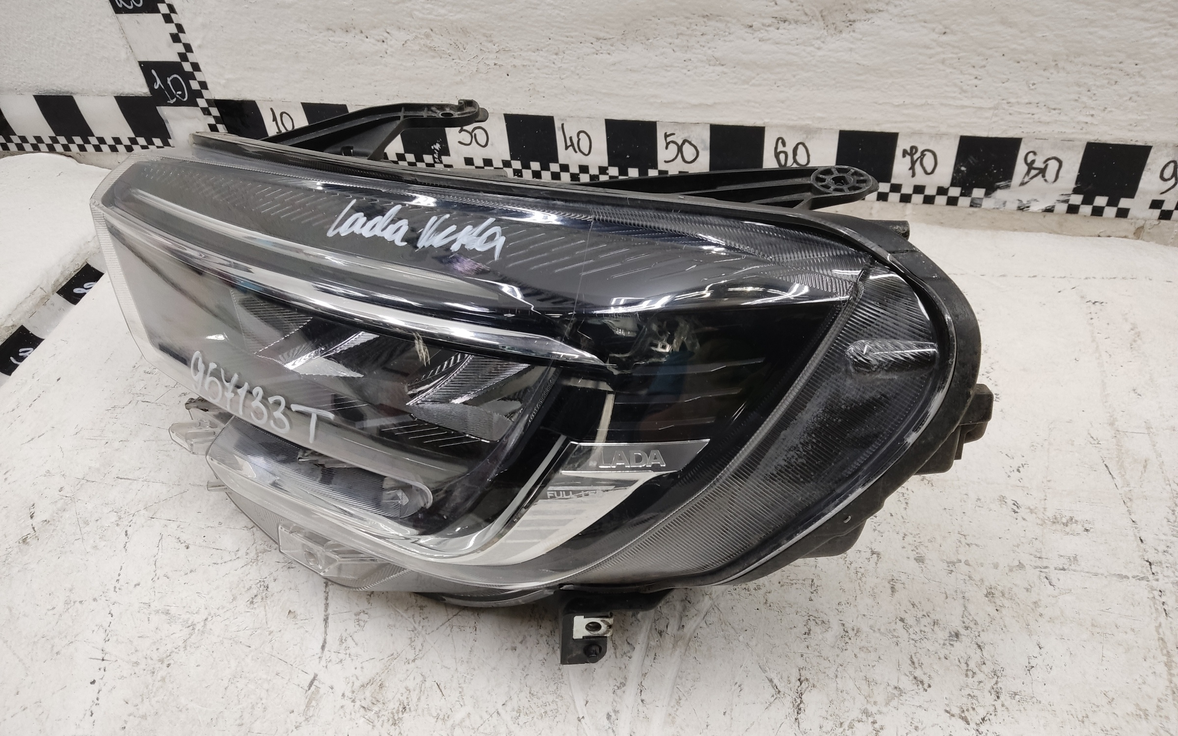 Фара передняя левая Lada Vesta 1 Restail LED
