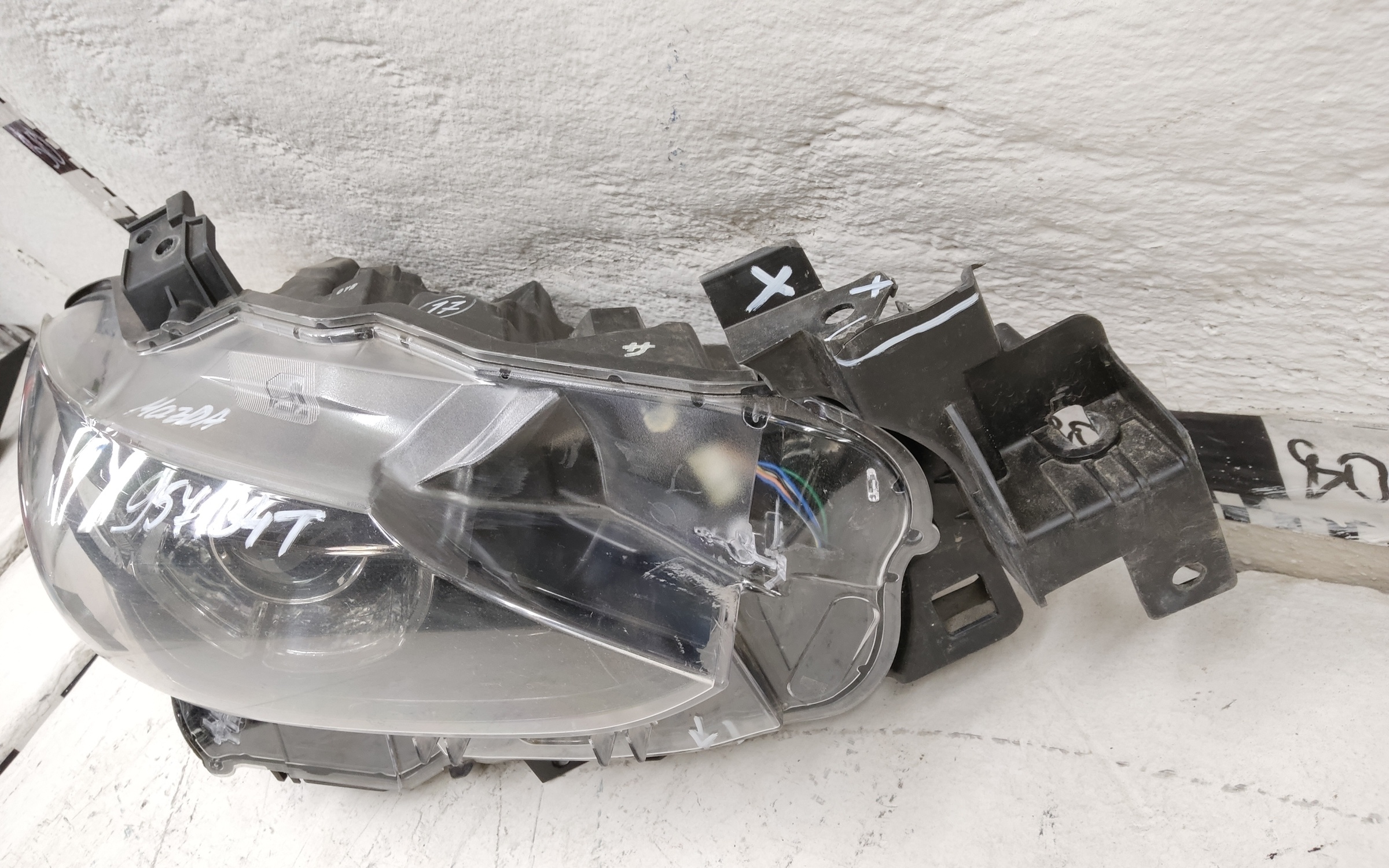 Фара передняя правая Mazda 6 GJ Restail LED