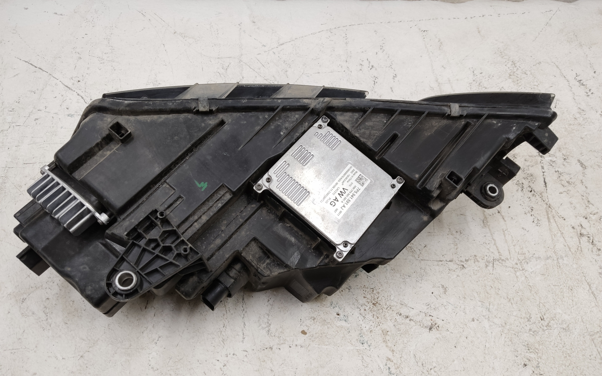 Фара передняя правая Skoda Octavia A7 Restail LED