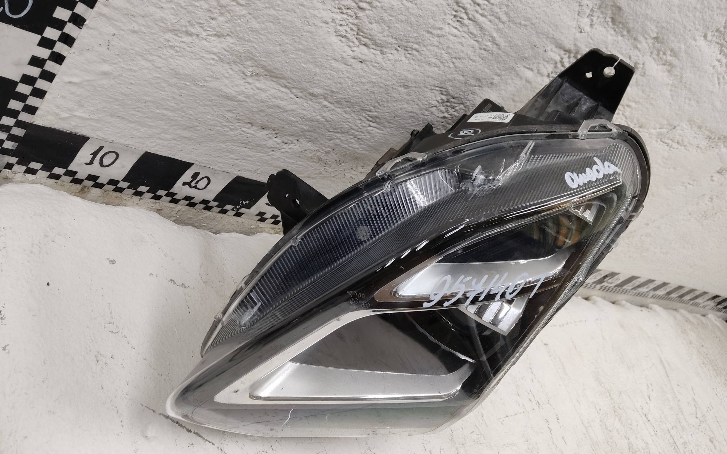 Фара передняя левая Omoda C5 LED