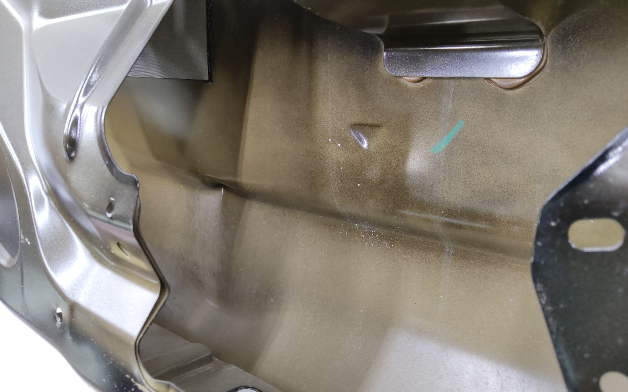 Крышка багажника Mitsubishi Outlander 3 Restail 2