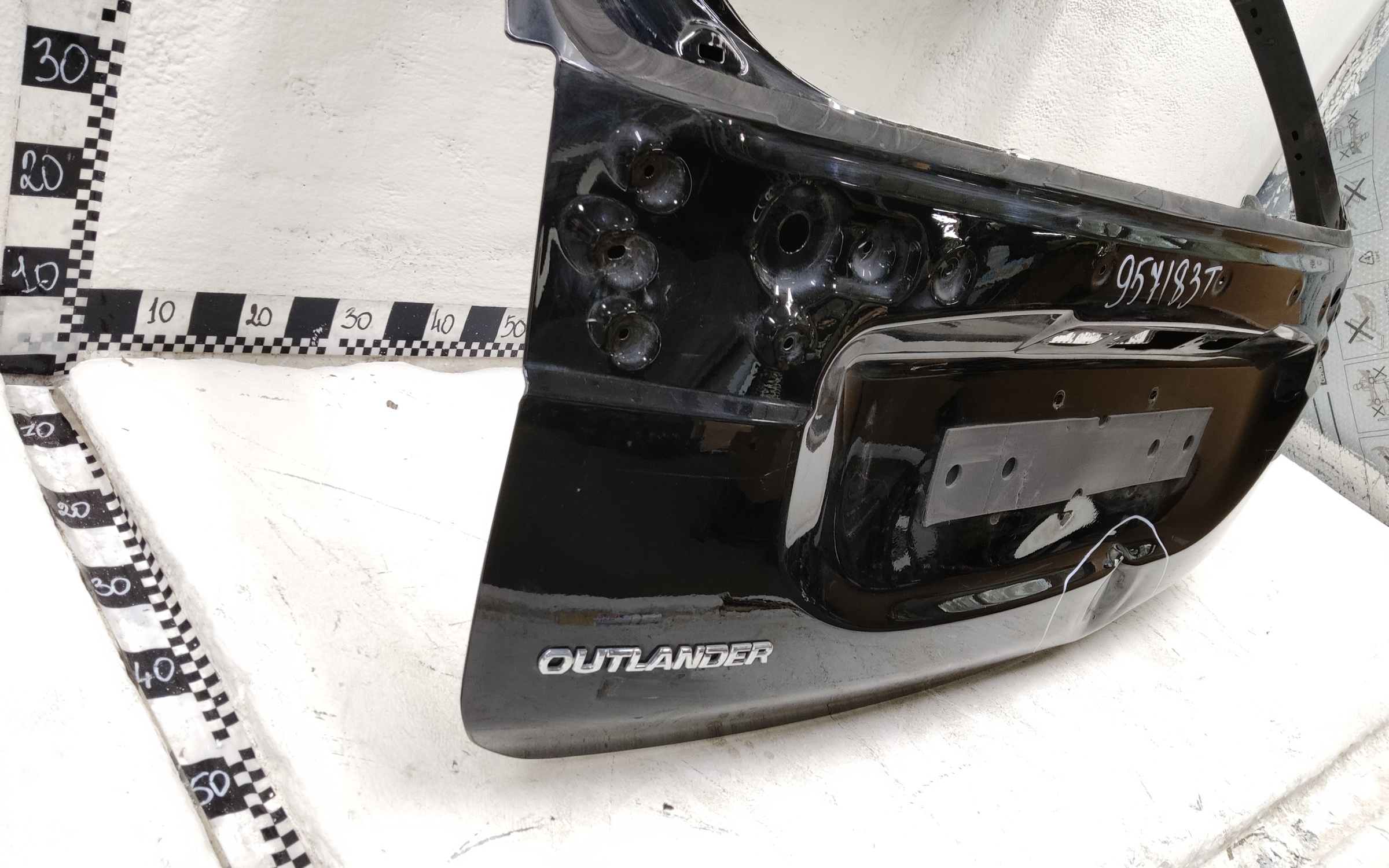 Крышка багажника Mitsubishi Outlander 3 Restail 2