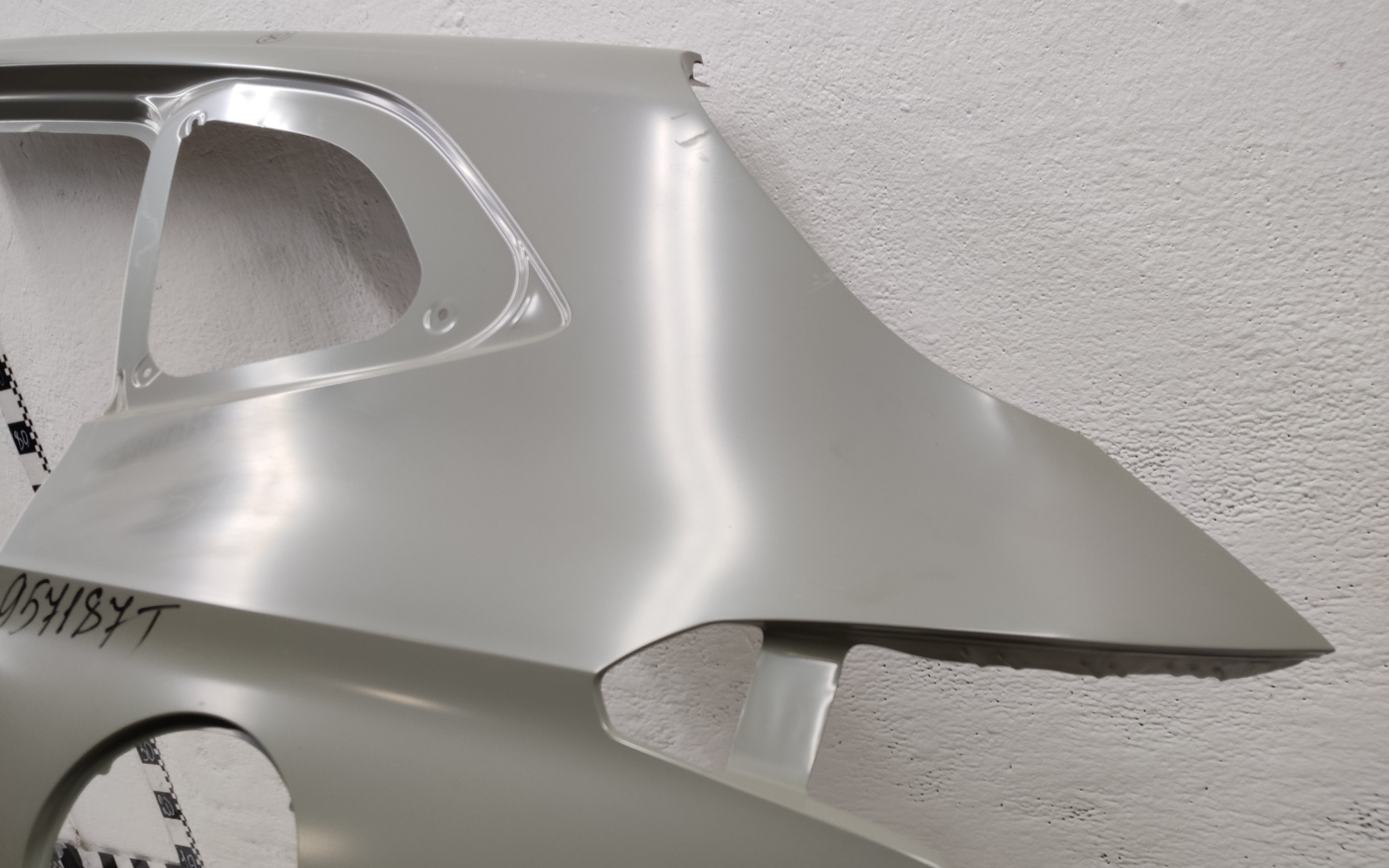 Панель кузова боковая левая Haval Jolion