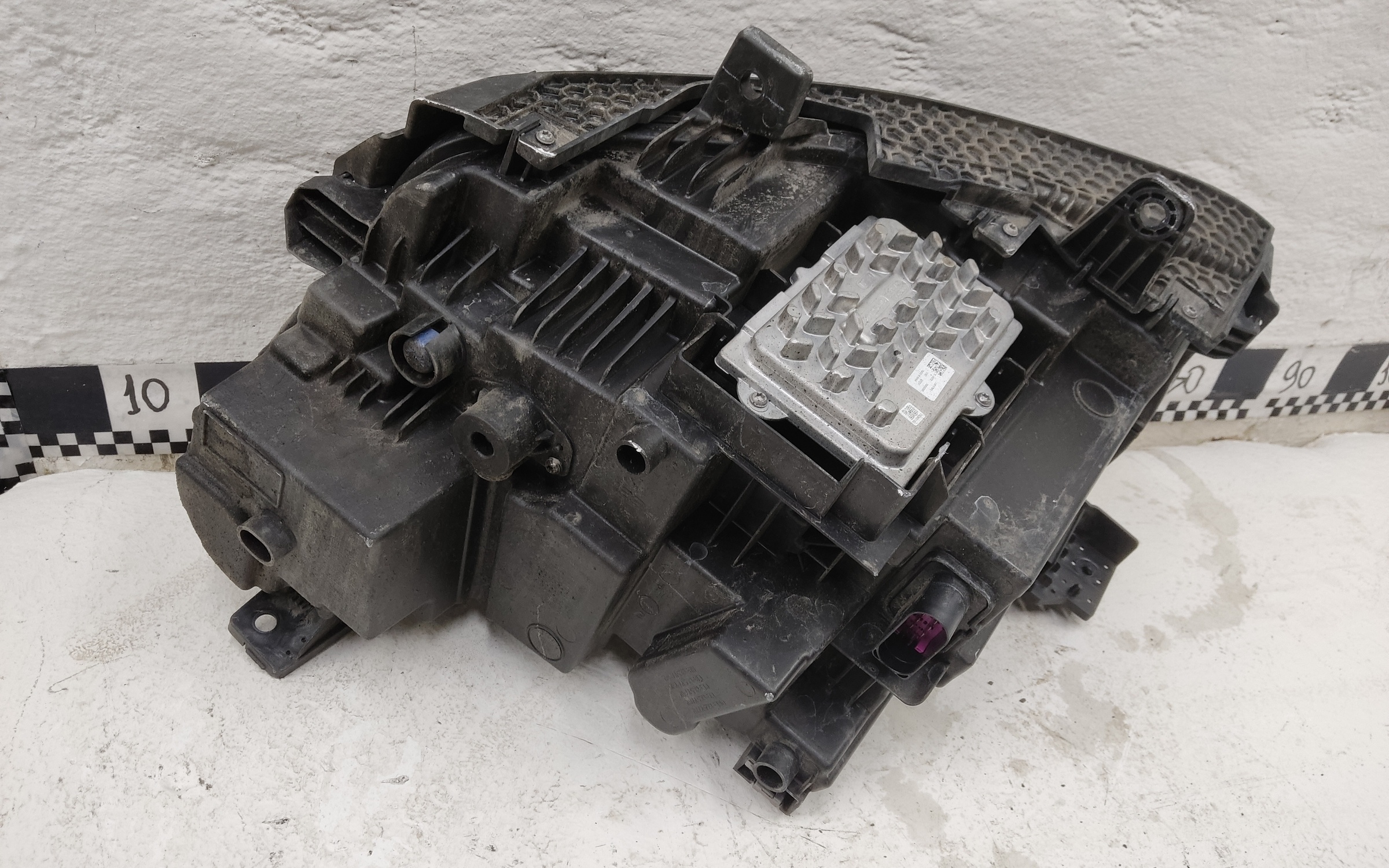 Фара передняя правая Geely Tugella Full LED