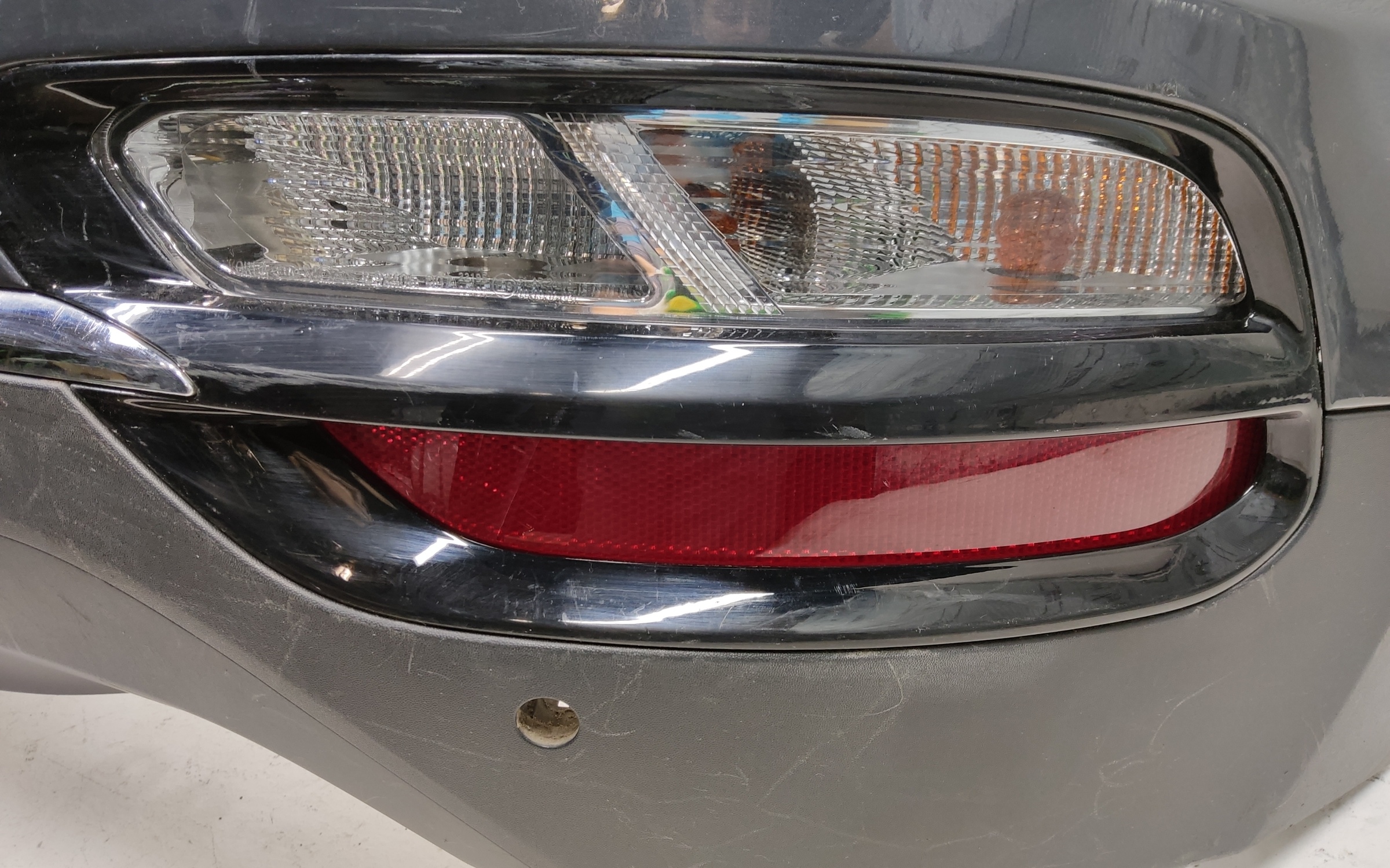 Бампер задний Kia Sportage 4 Restail