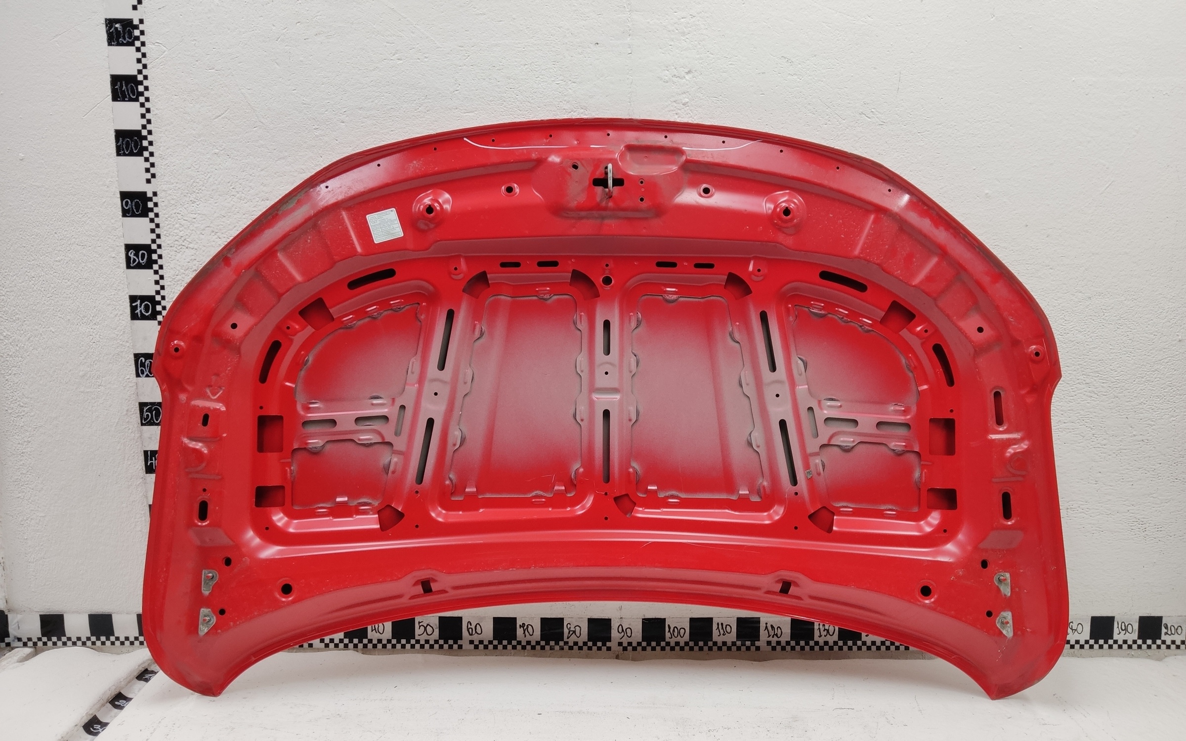 Капот Geely Coolray
