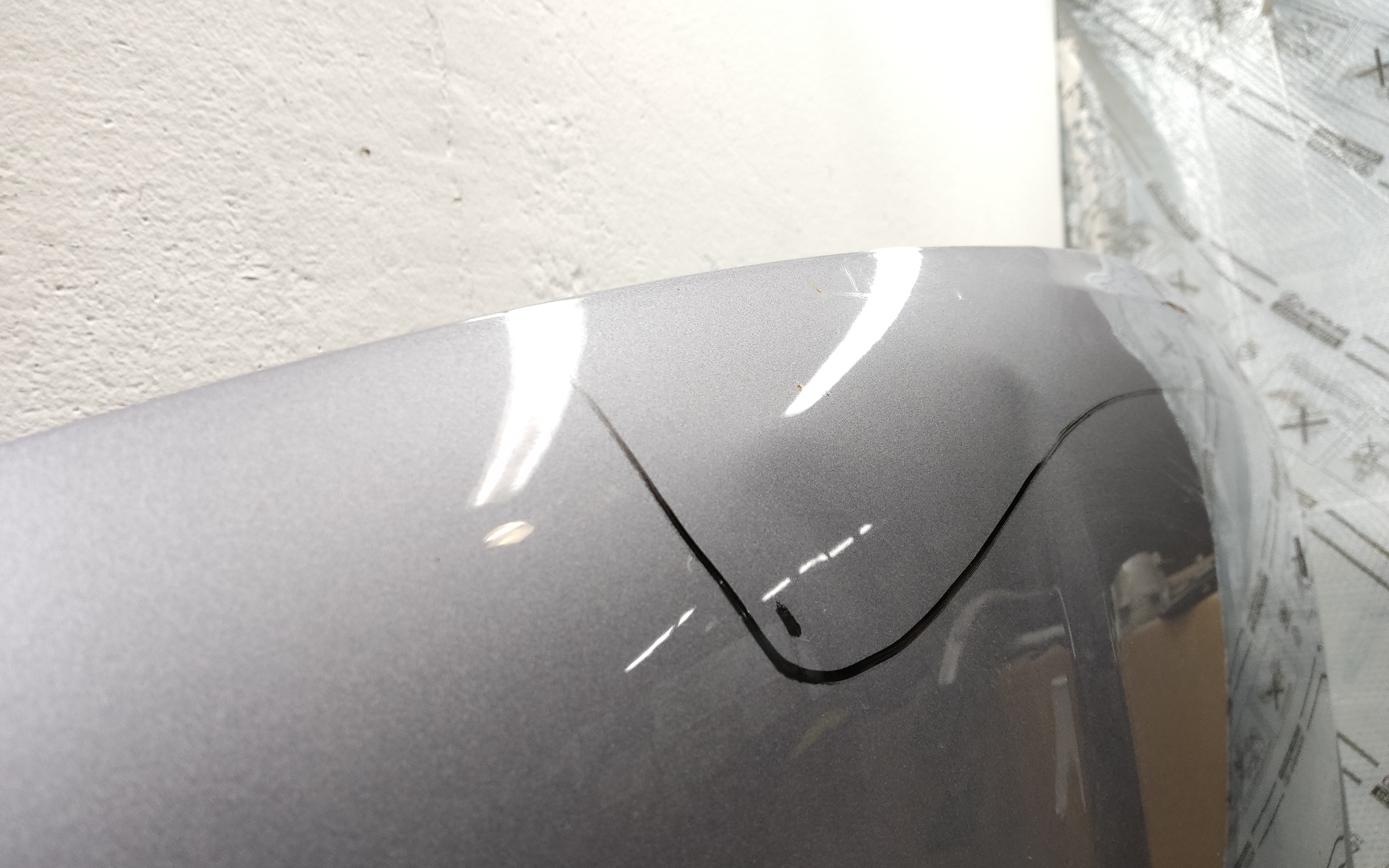 Капот Geely Coolray