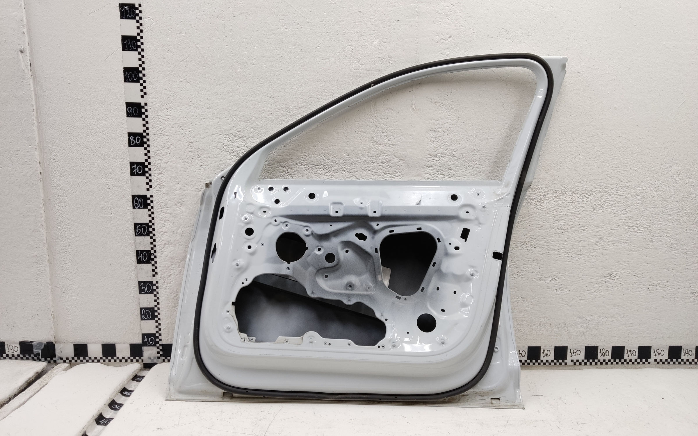 Дверь передняя правая Audi A6 C8