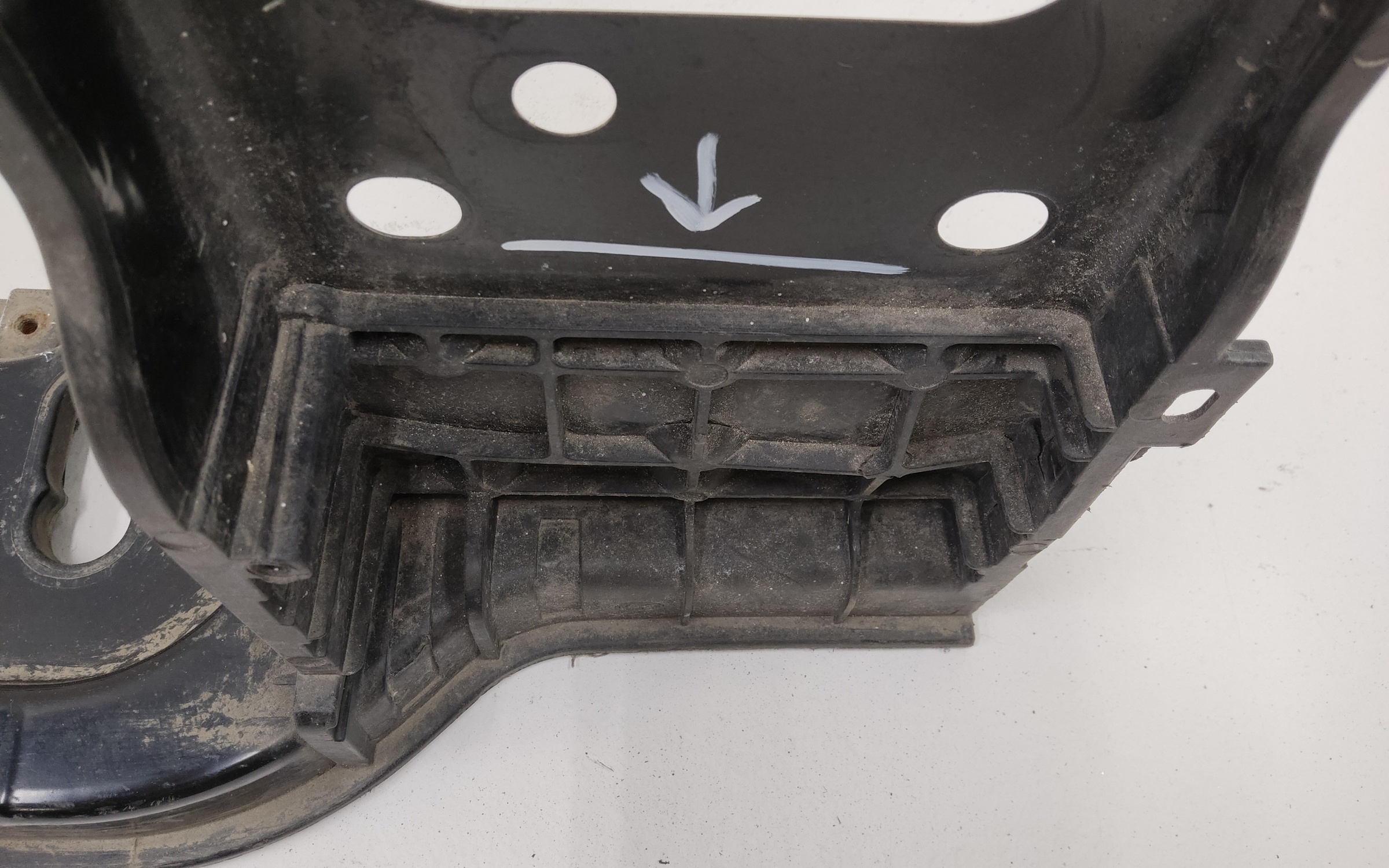Панель передняя Hyundai Elantra 5
