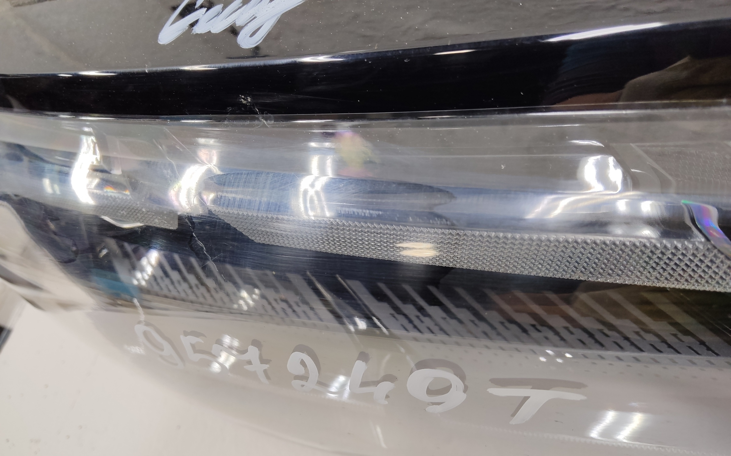 Фара передняя правая Geely Monjaro LED