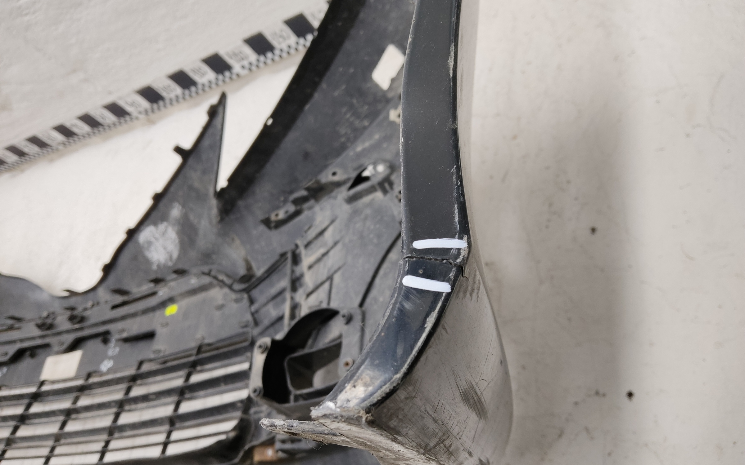 Бампер передний Toyota Camry V70 Restail