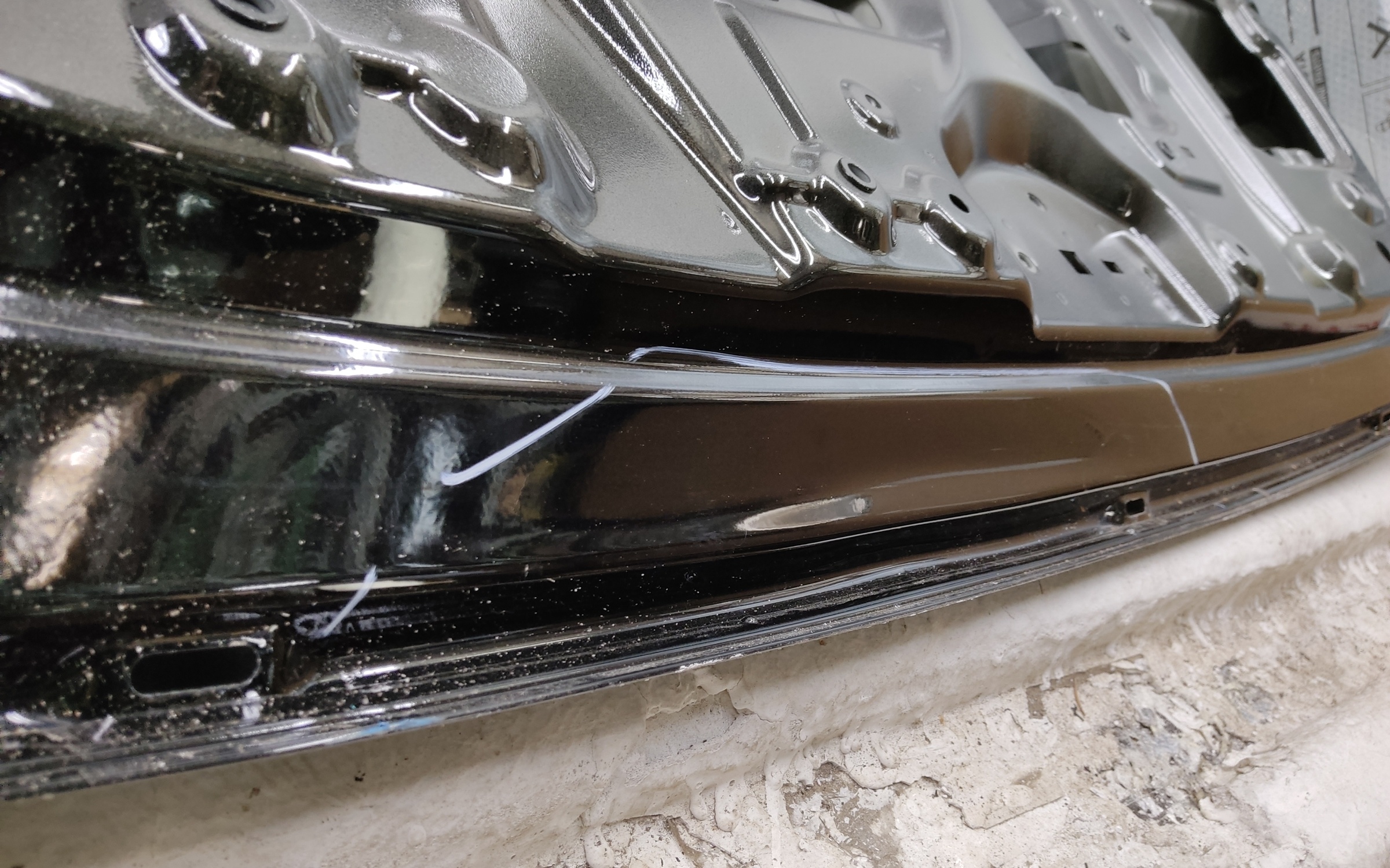 Стекло крышки багажника Geely Tugella