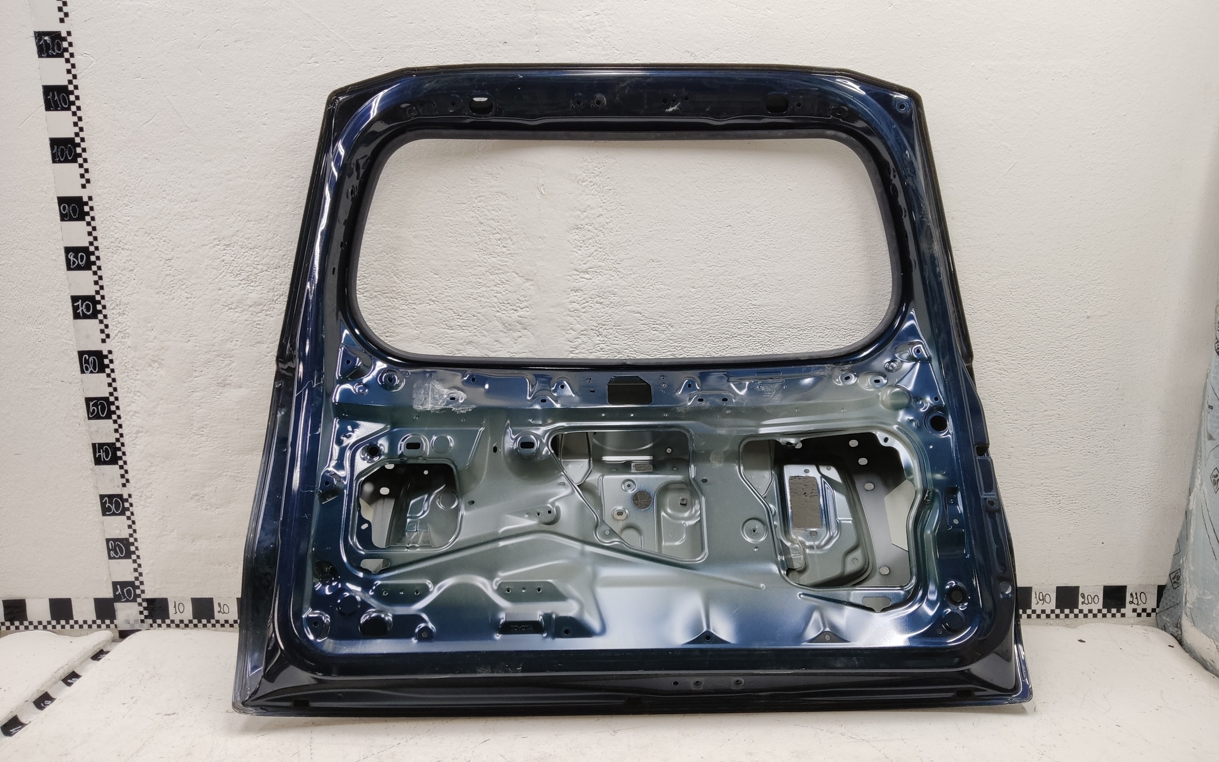 Крышка багажника Toyota Land Cruiser Prado 150 Restail 2