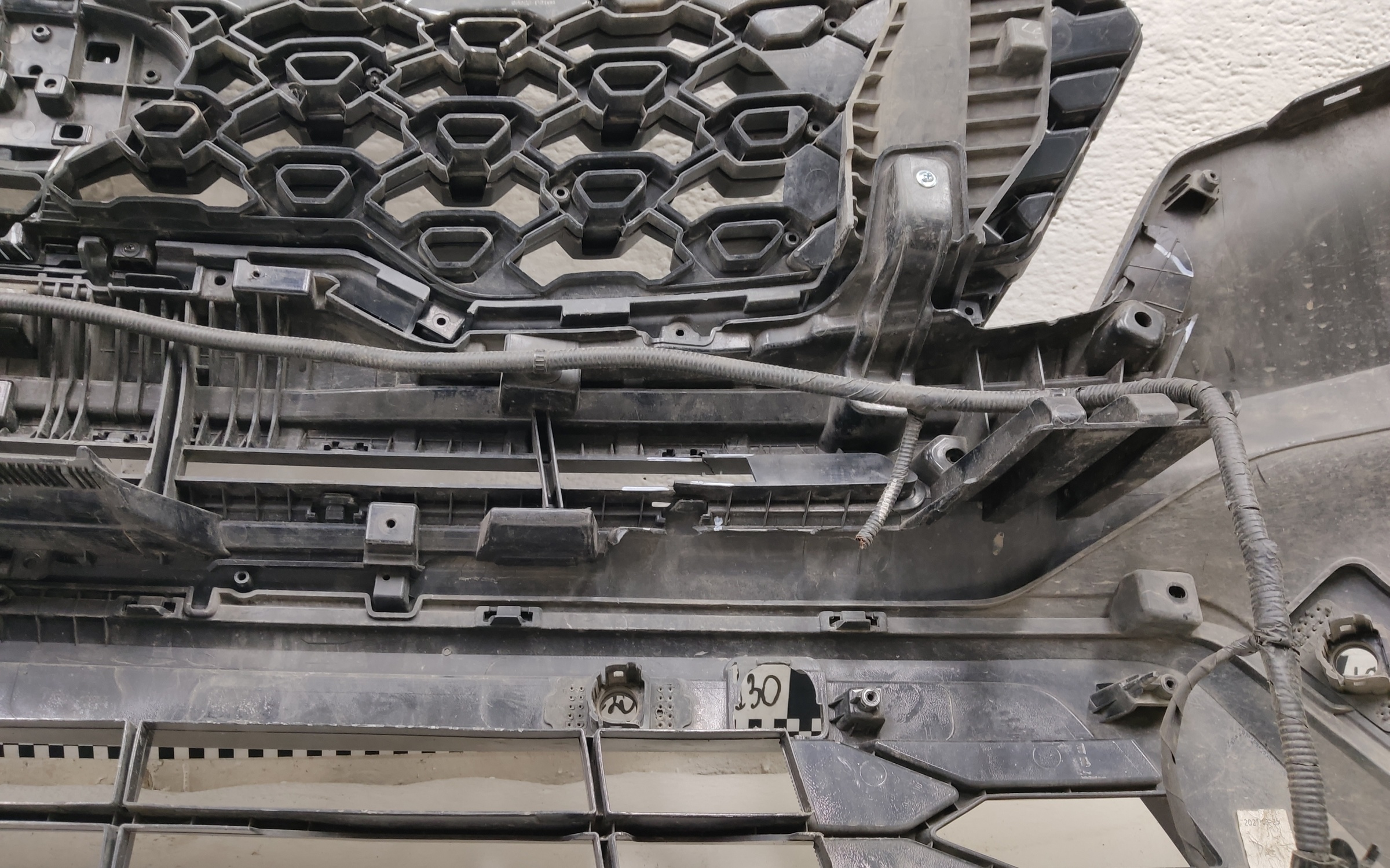 Бампер передний Kia Sorento 4