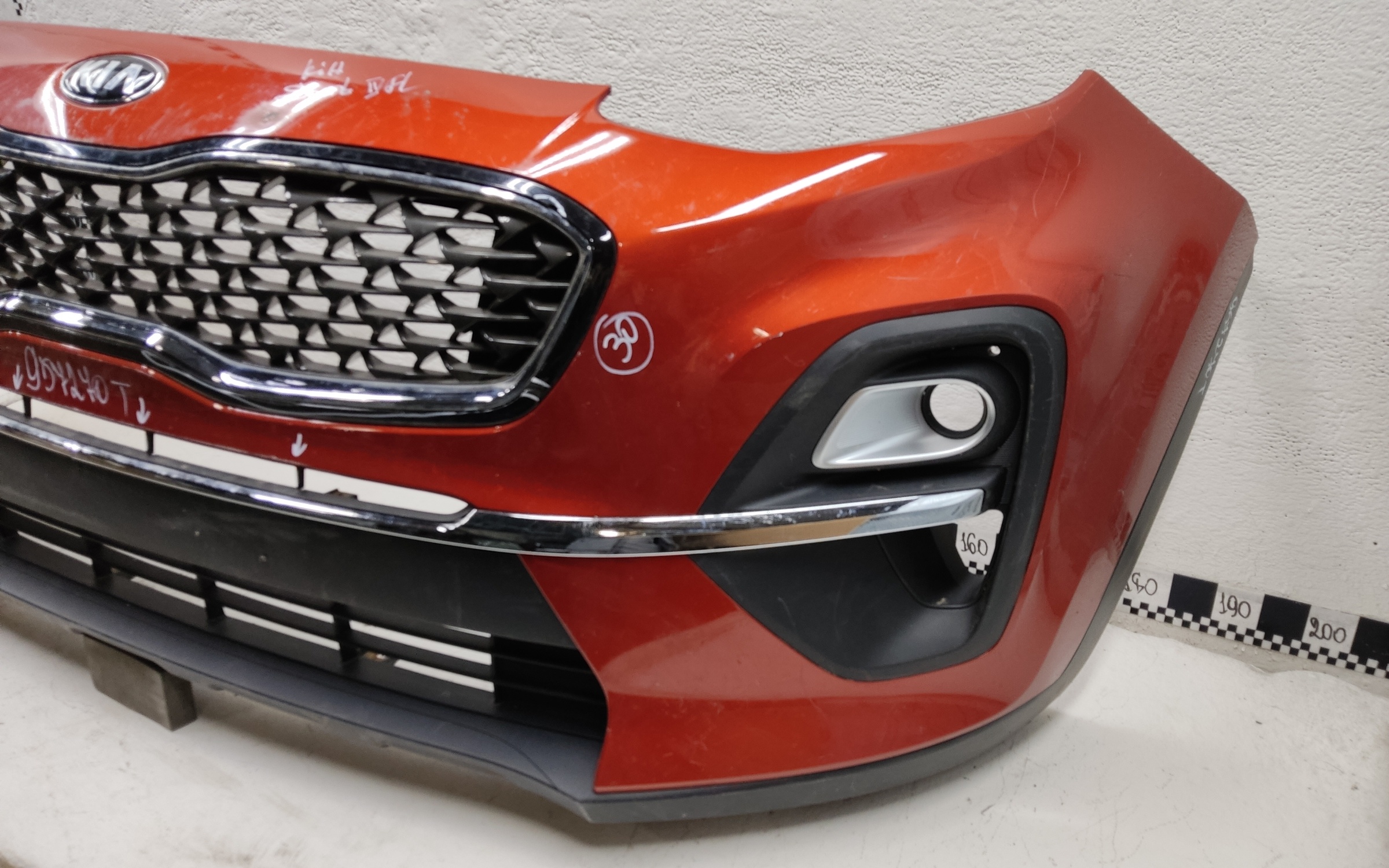 Бампер передний Kia Sportage 4 Restail