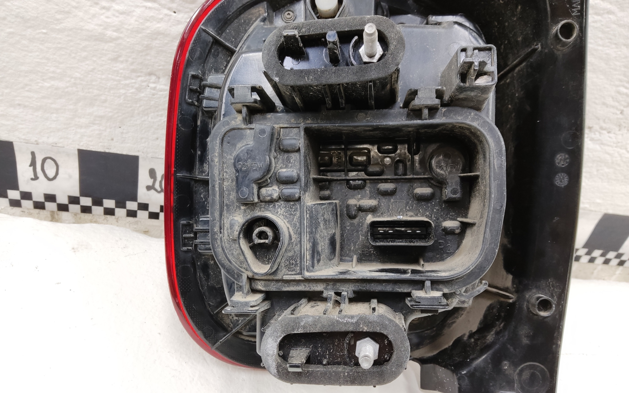 Фонарь задний правый Renault Duster 2