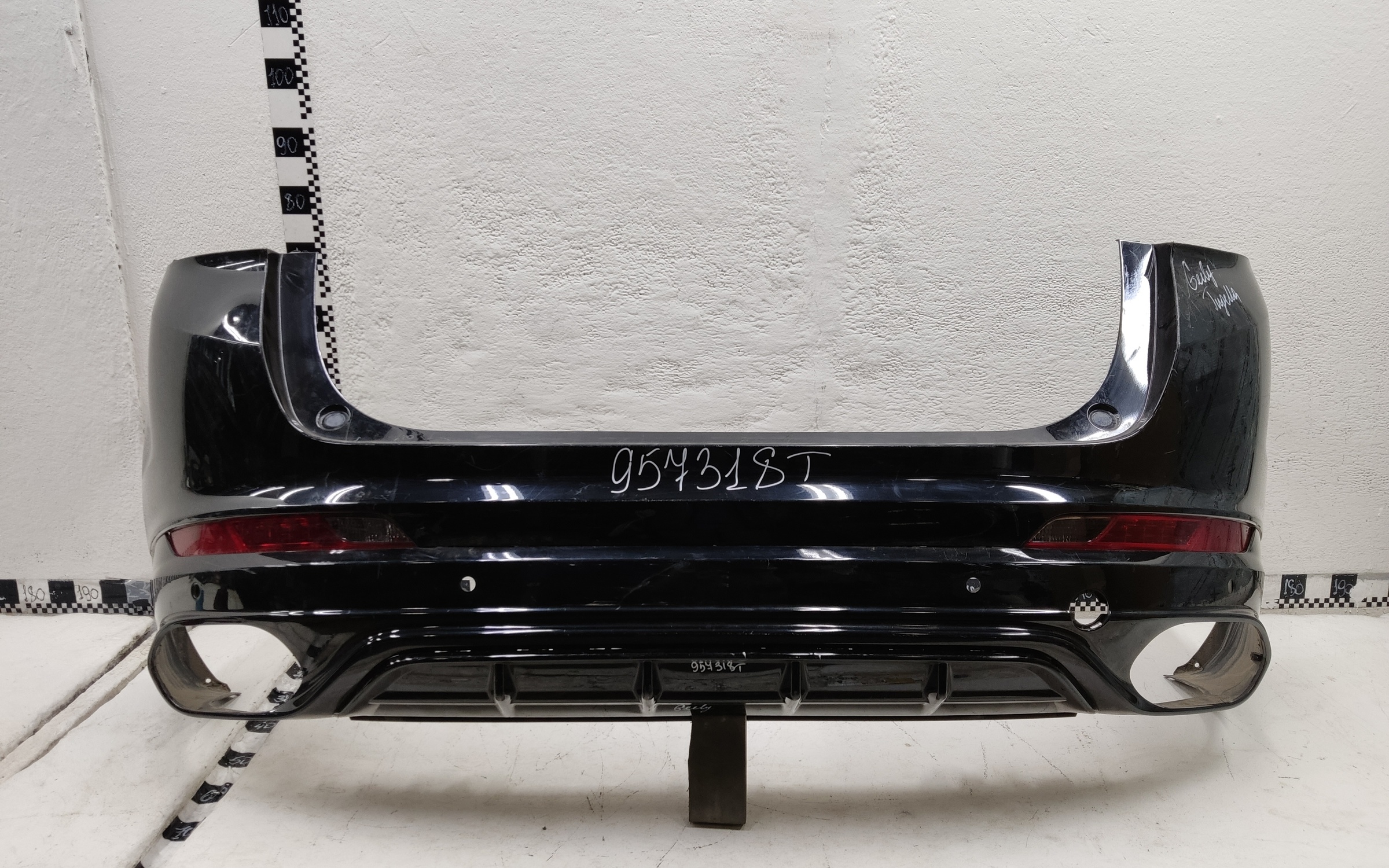 Бампер задний верхняя часть Geely Tugella