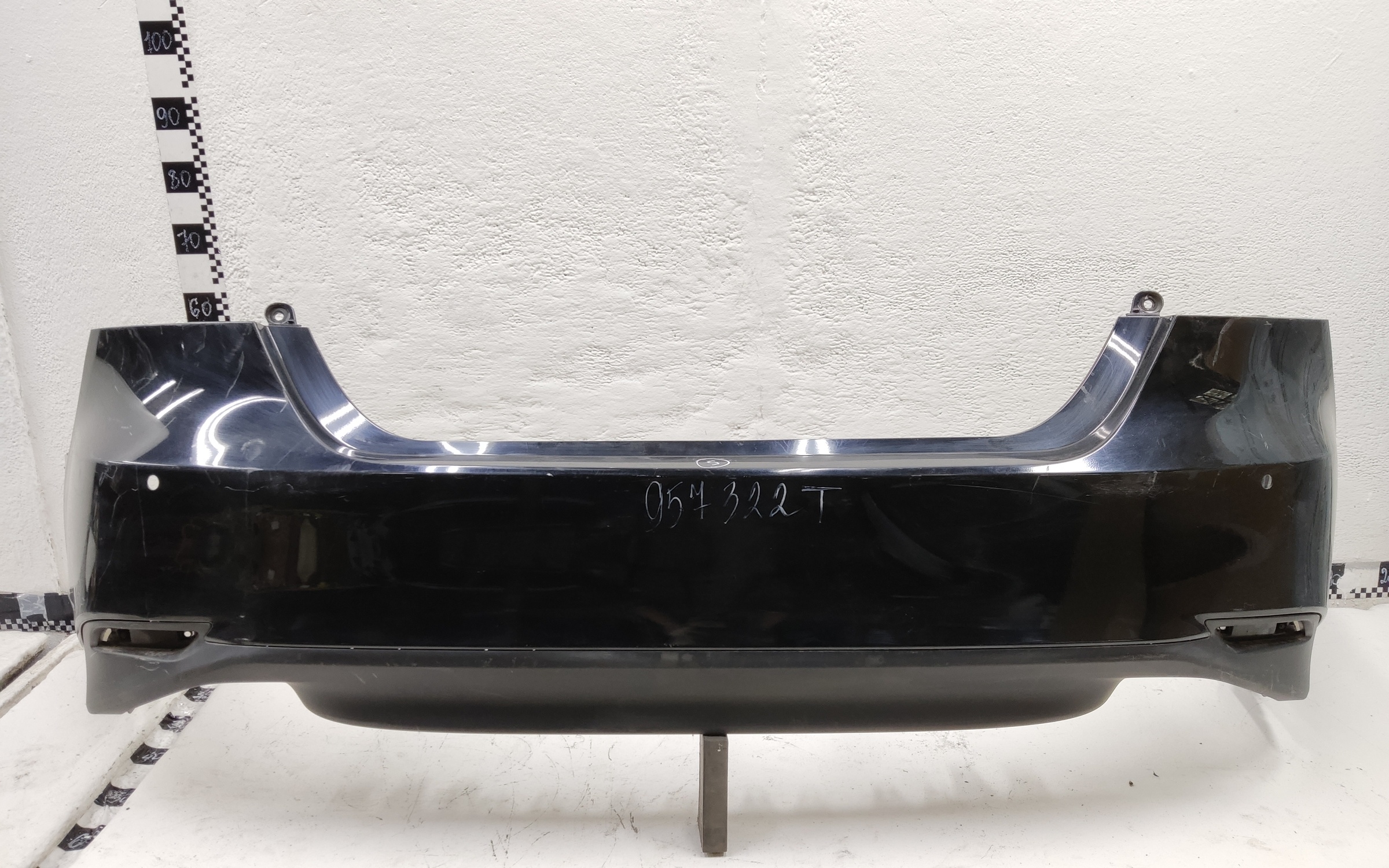 Бампер задний Toyota Camry V70
