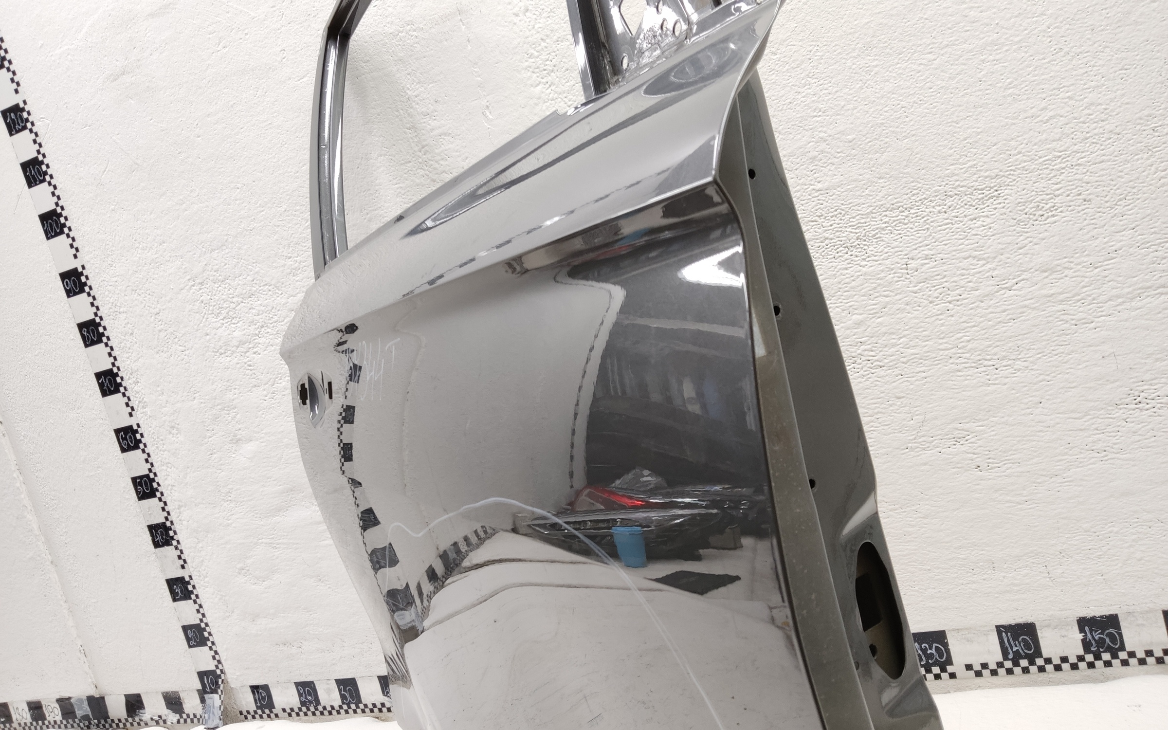 Дверь передняя правая Geely Emgrand 2