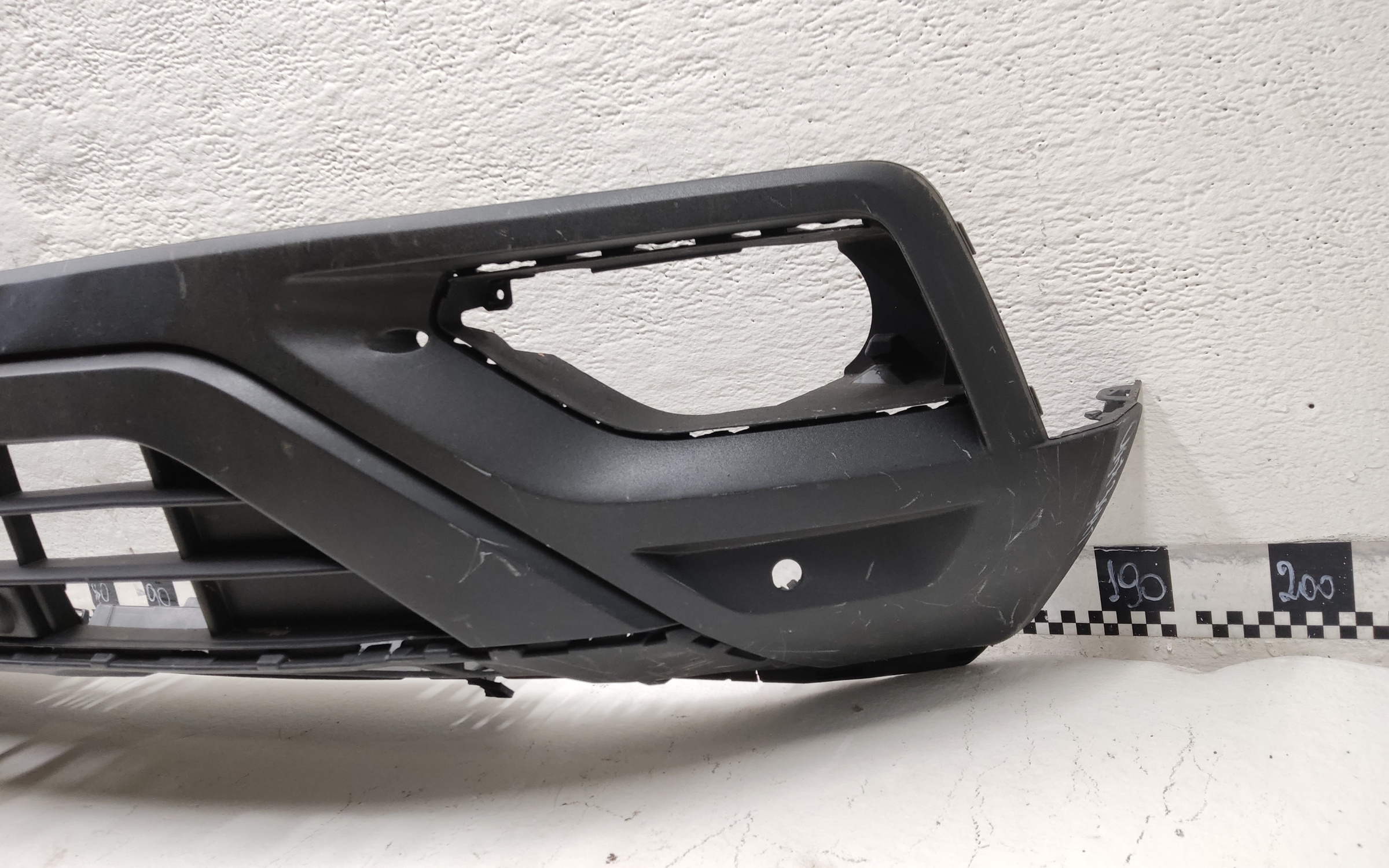 Бампер передний нижняя часть Volkswagen Teramont