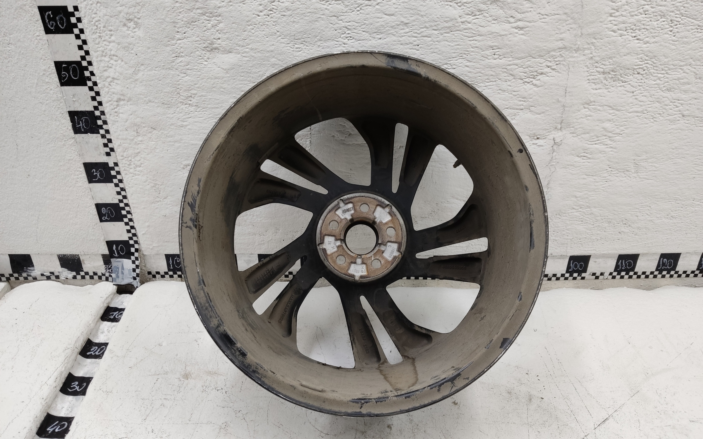 Диск колеса литой Geely Monjaro R20