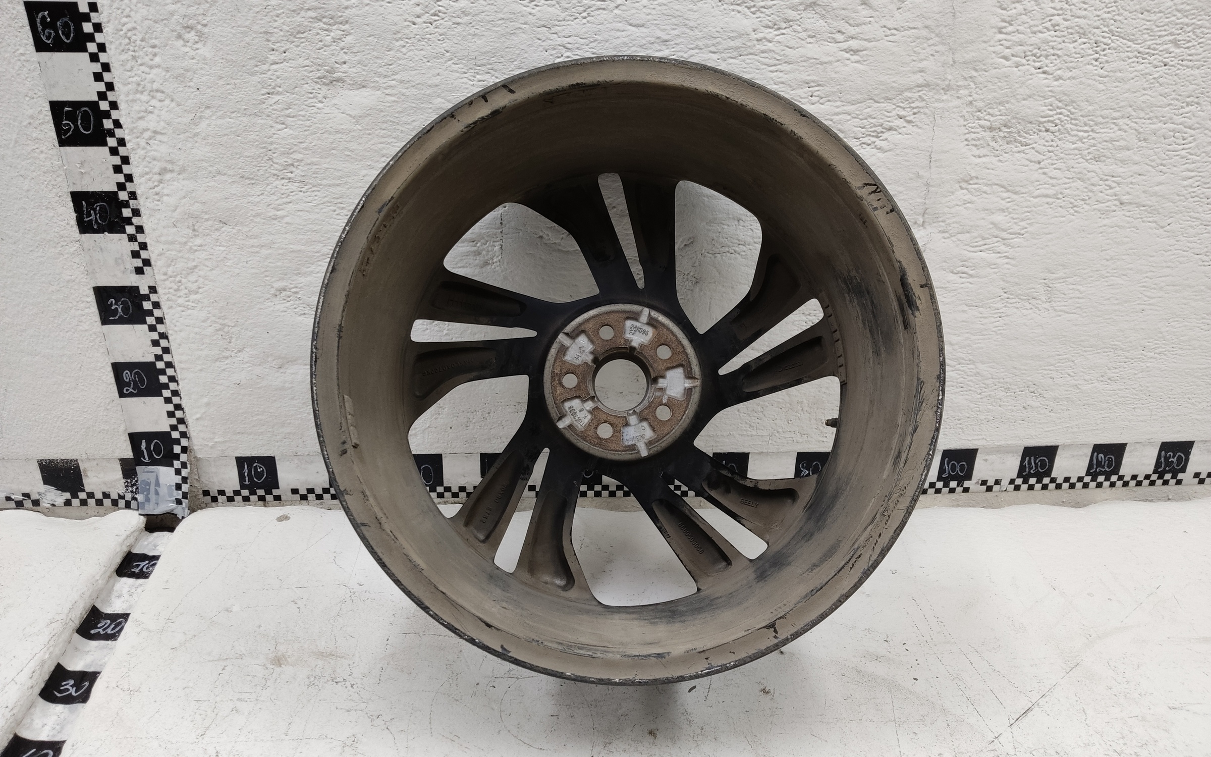 Диск колеса литой Geely Monjaro R20