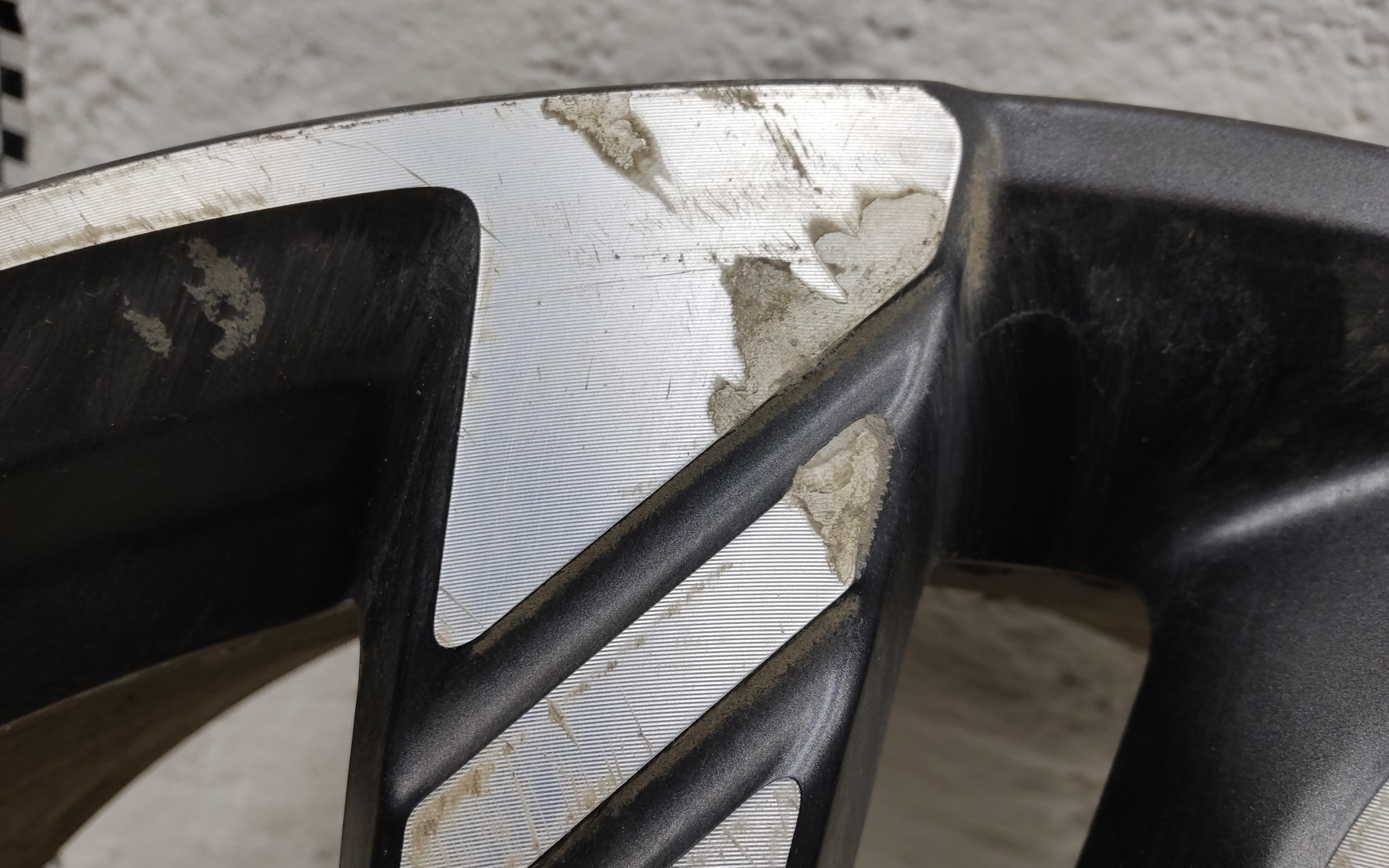 Диск колеса литой Geely Monjaro R20