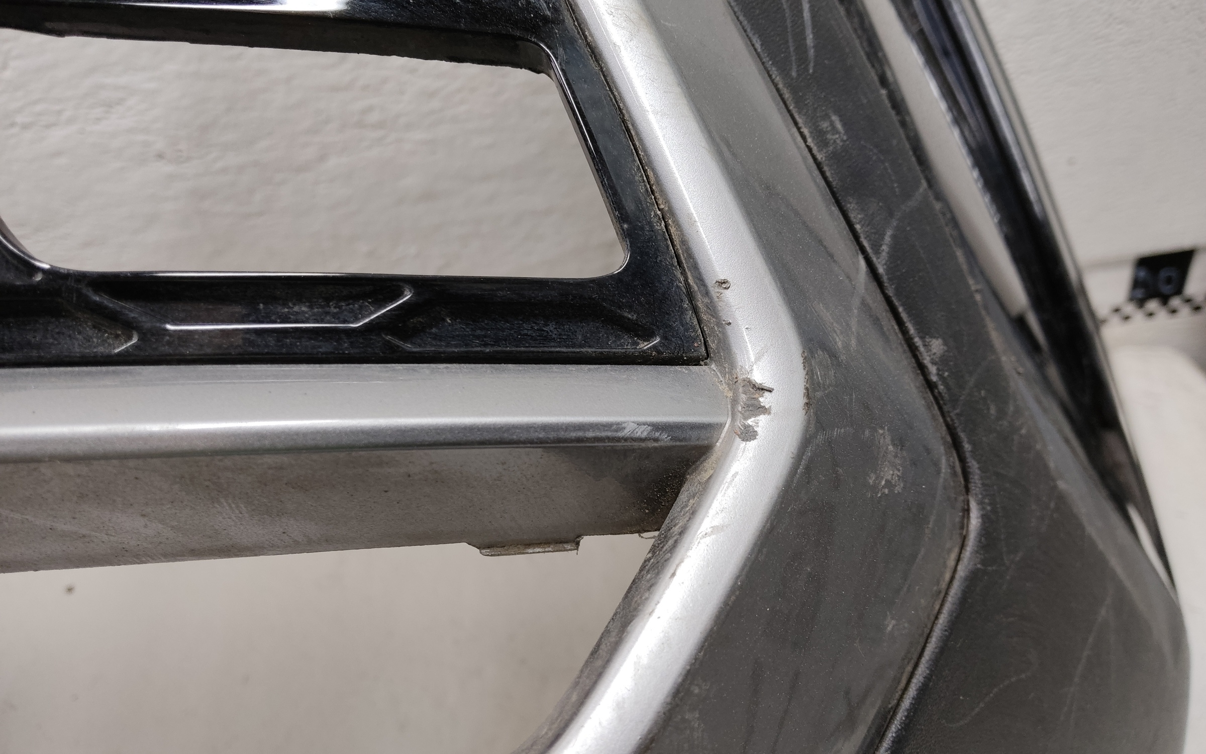 Бампер задний Kia Sorento 4