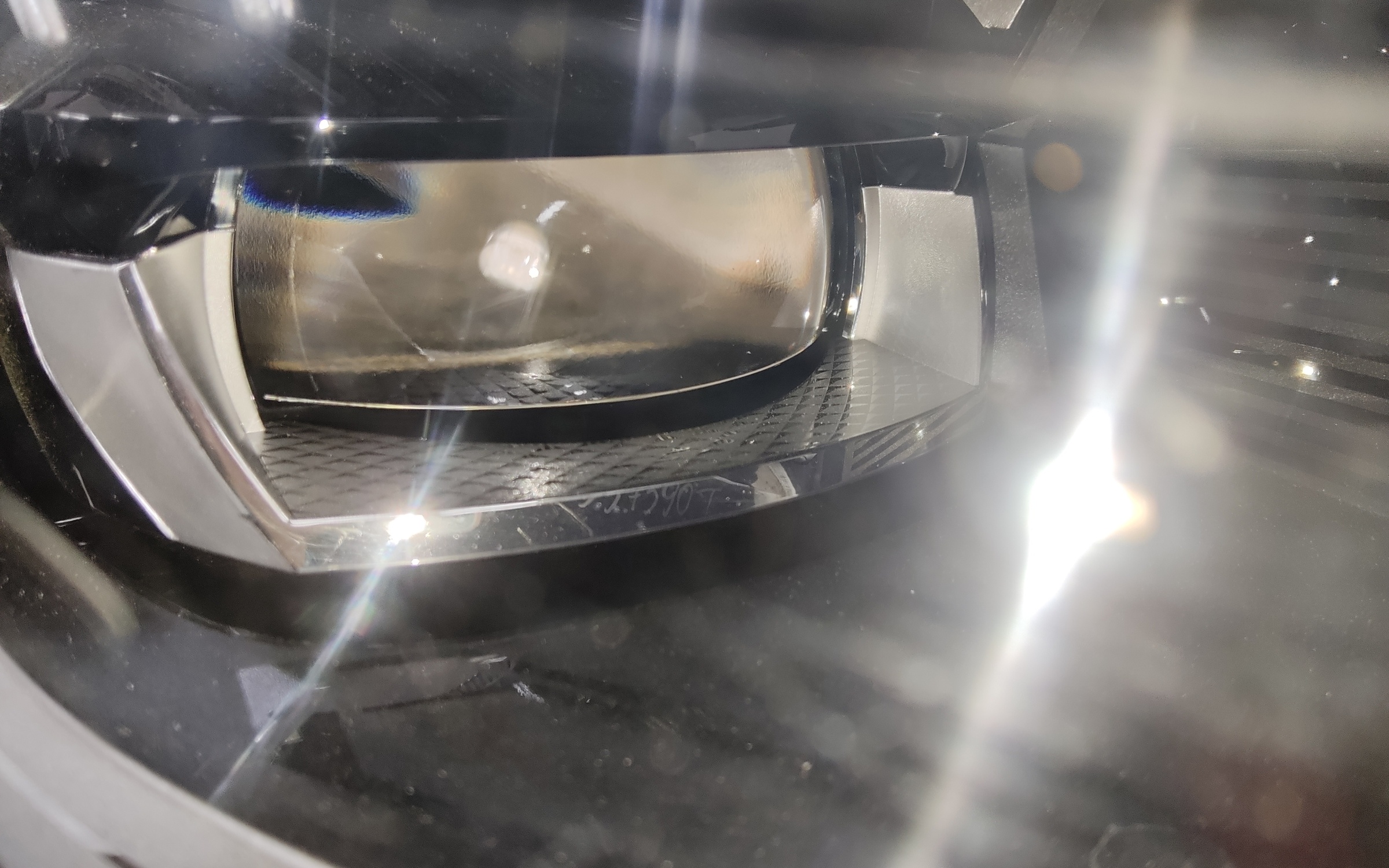 Фара передняя правая Chery Tiggo 9 LED