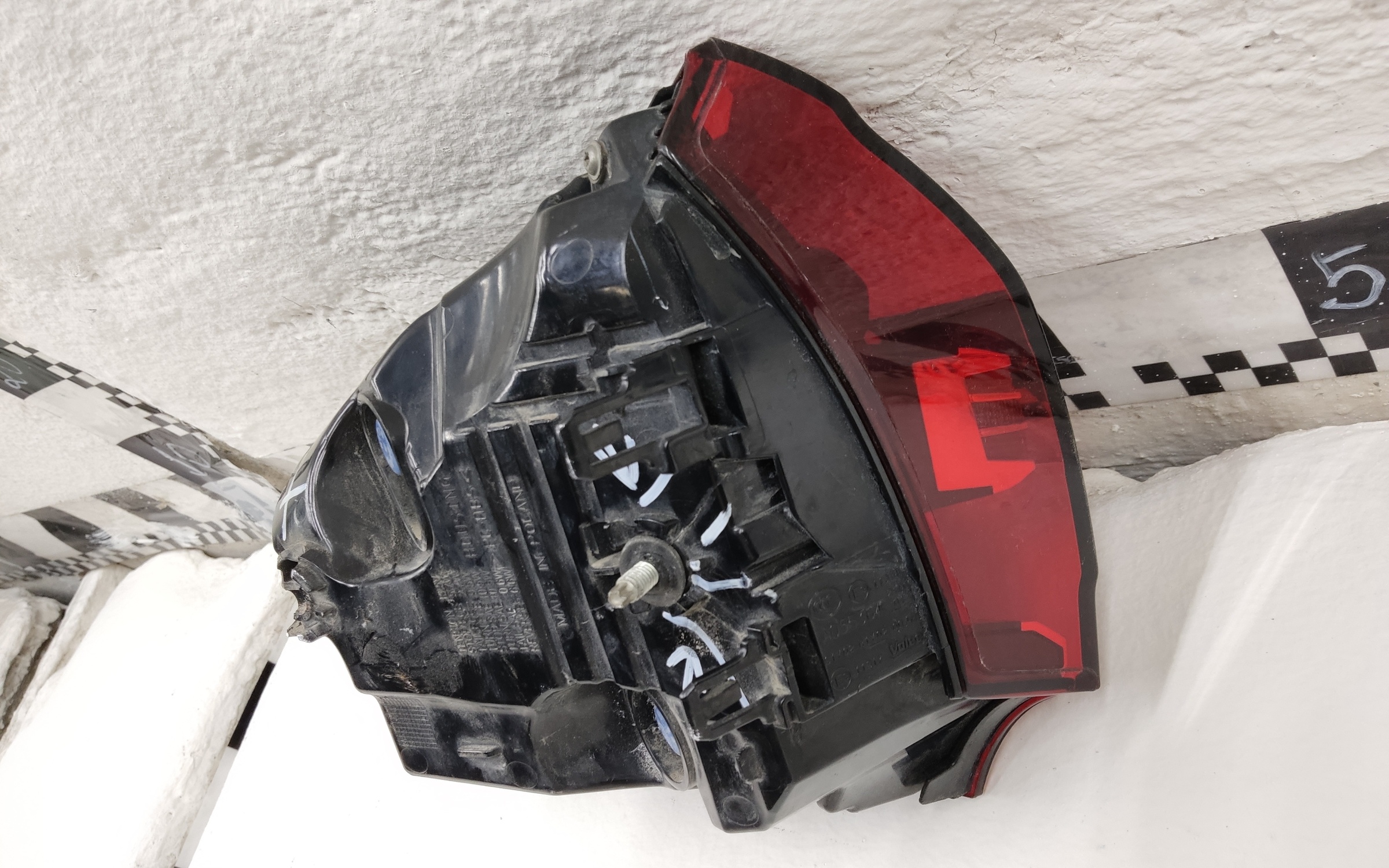 Фонарь задний левый внутренний Porsche Cayenne 2 958 Restail LED
