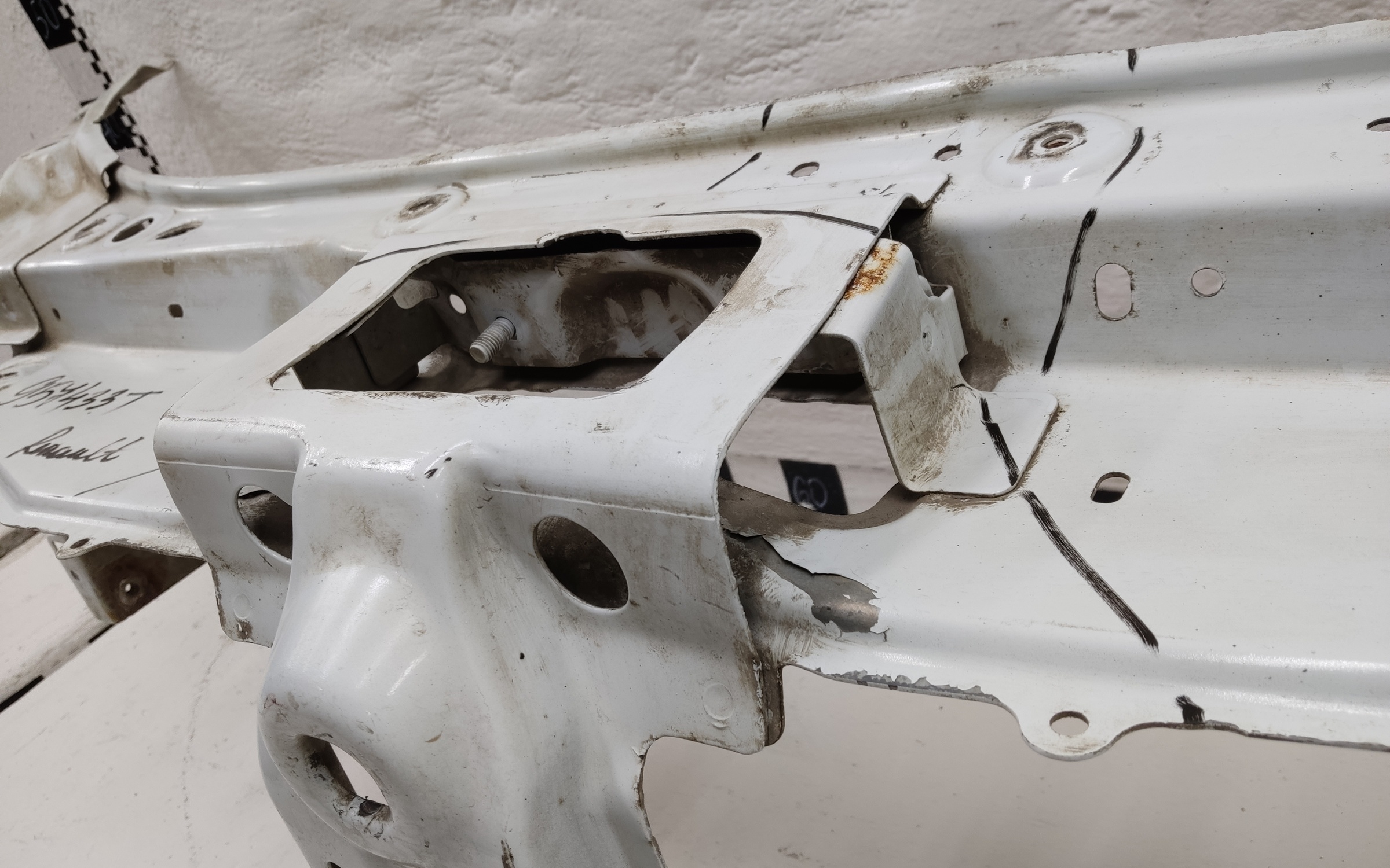Панель передняя Renault Logan 2
