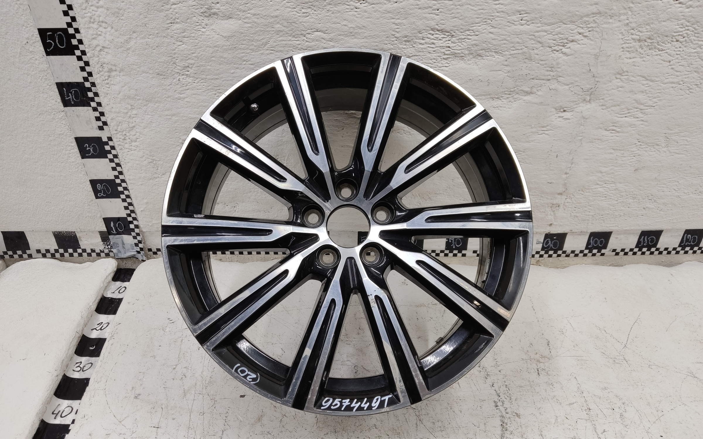 Диск колеса литой Volvo XC60 2 R19