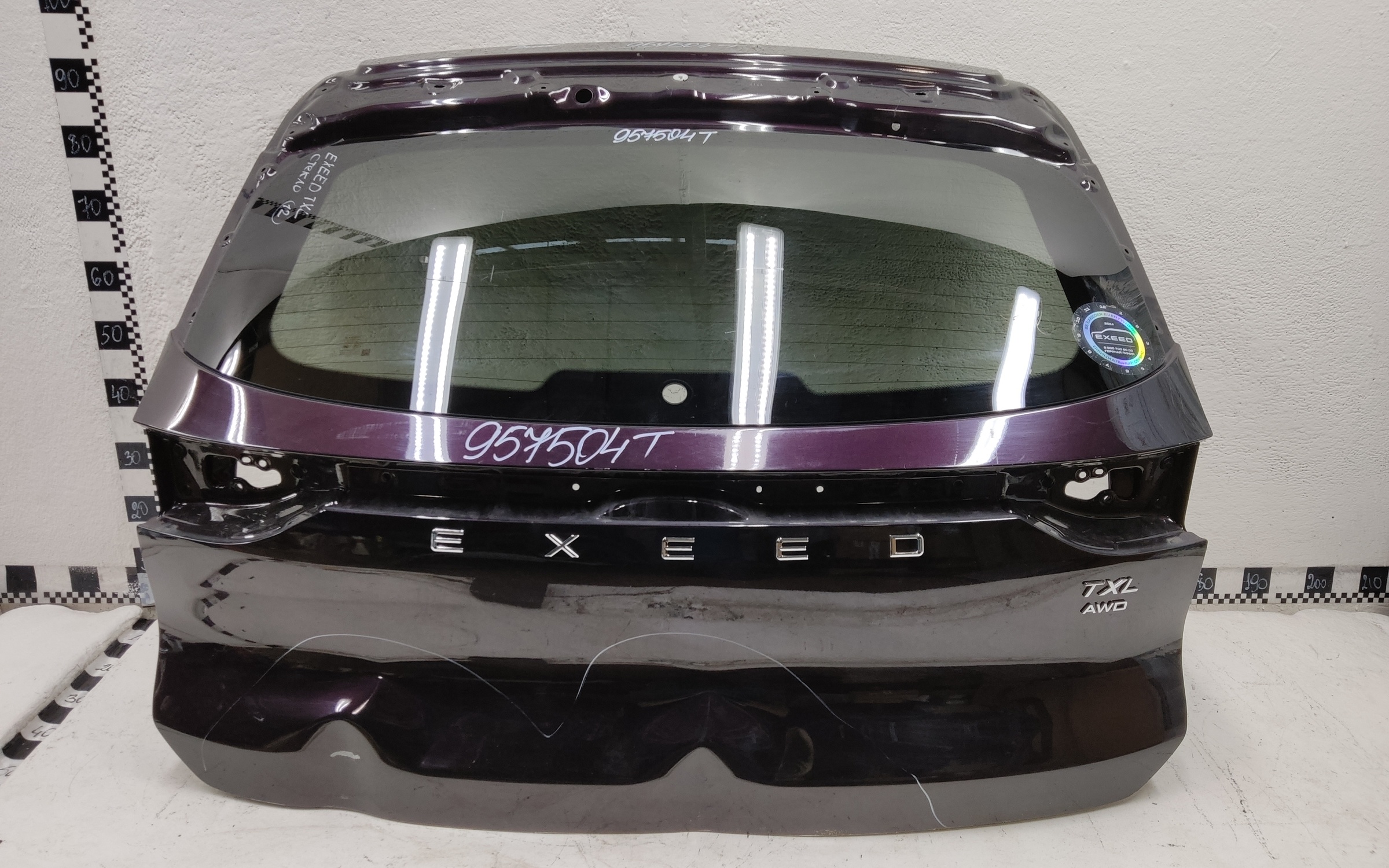 Стекло крышки багажника Exeed TXL